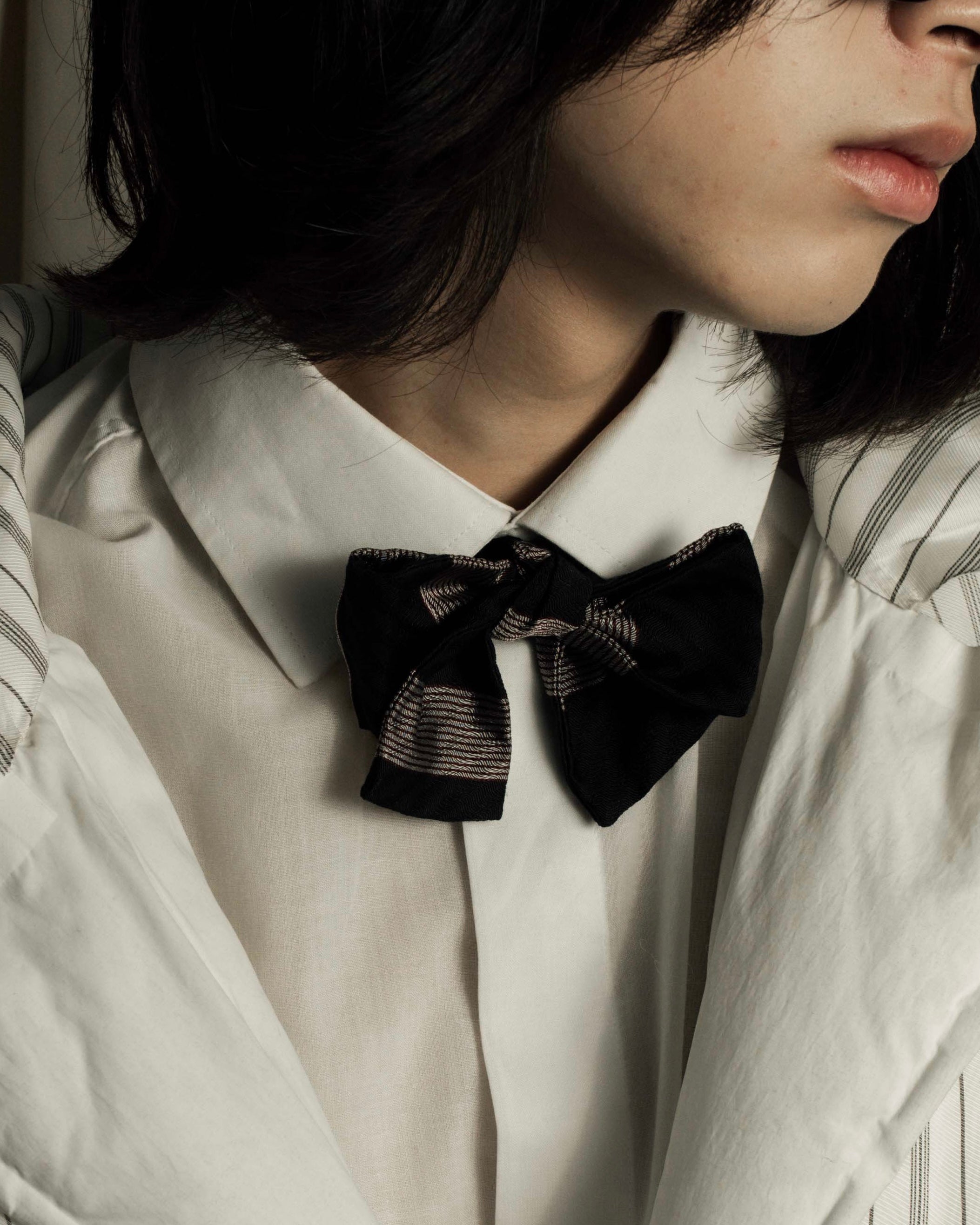 "DRIES VAN NOTTEN" Herringbone striped silk bow tie