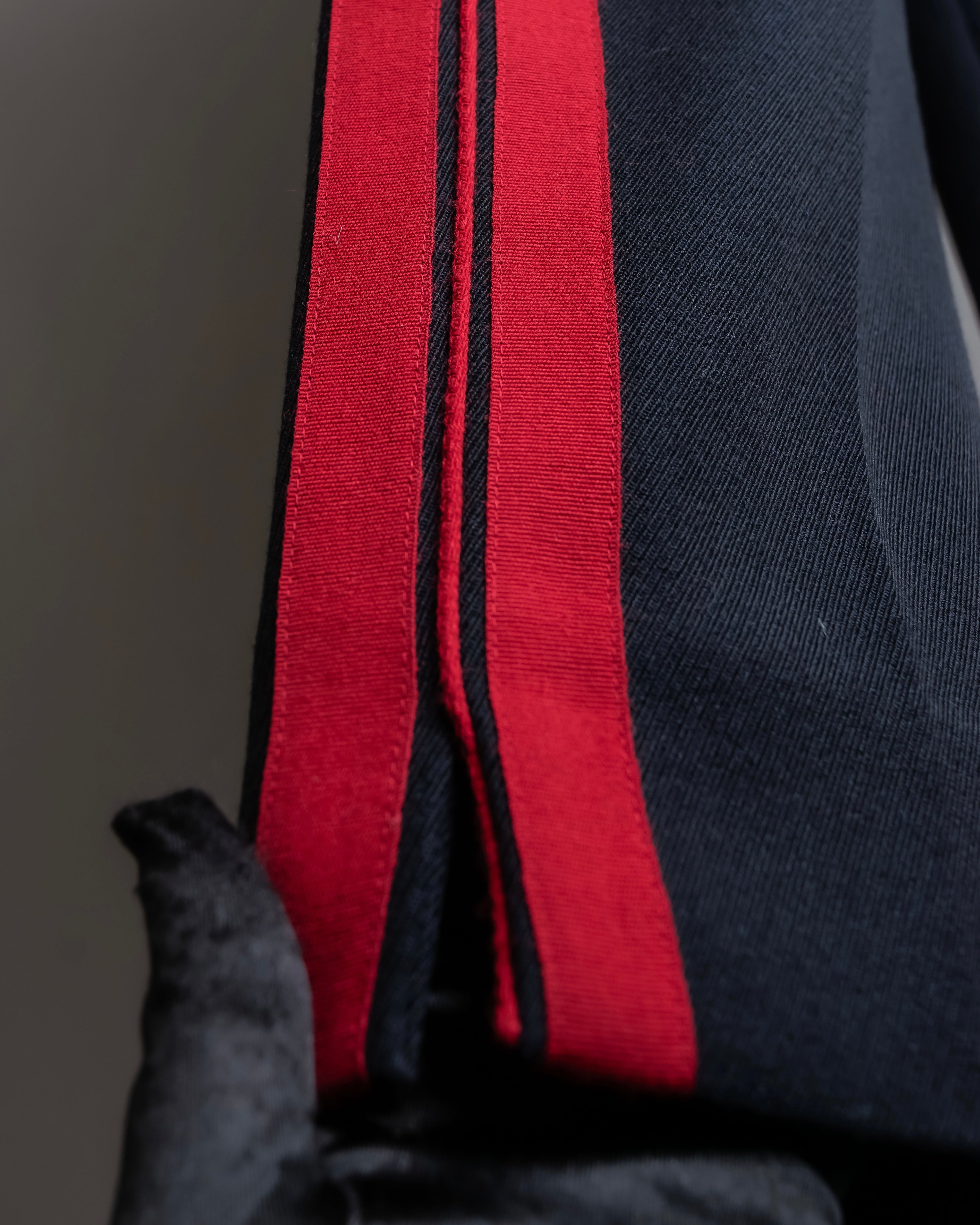 "MAISON MARGIELA" 17AW side track line hem wool slacks