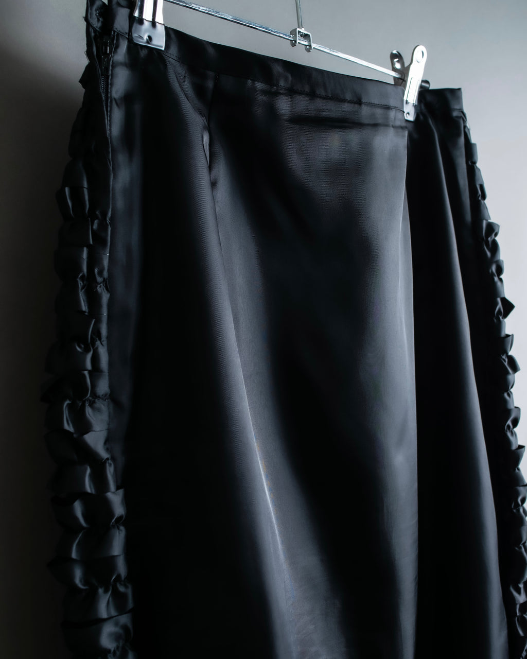 “tricot COMME des Garçons AD1999" Ribbon designed long skirt