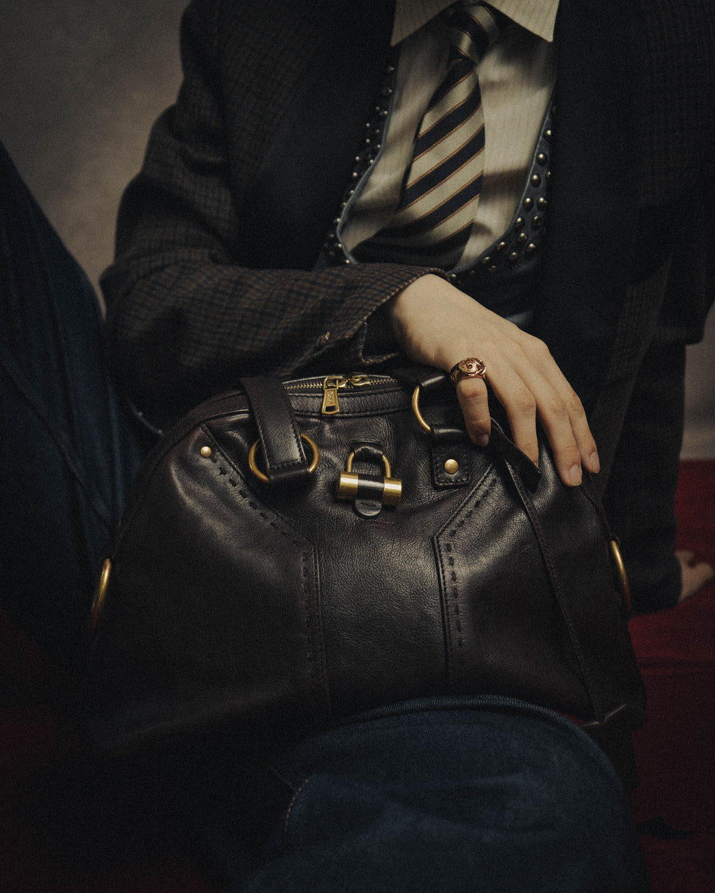 -SPECIAL- “Yves Saint Laurent” 00’s-10’s Muse leather handbag