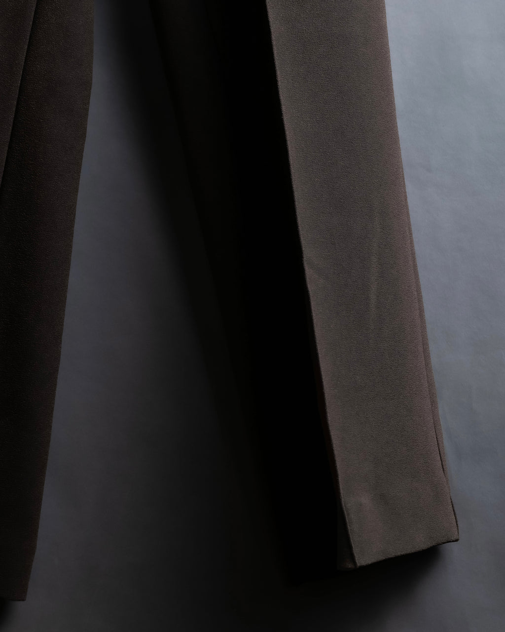 "SHIZUKA KOMURO" Dark brown color easy waist slacks