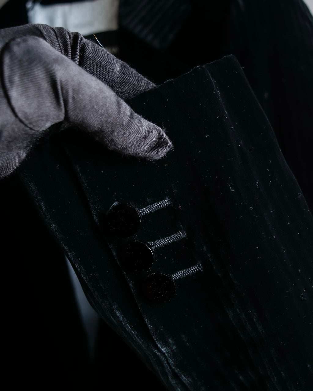 "GIORGIO ARMANI" Beautiful shape velour tailored jacket