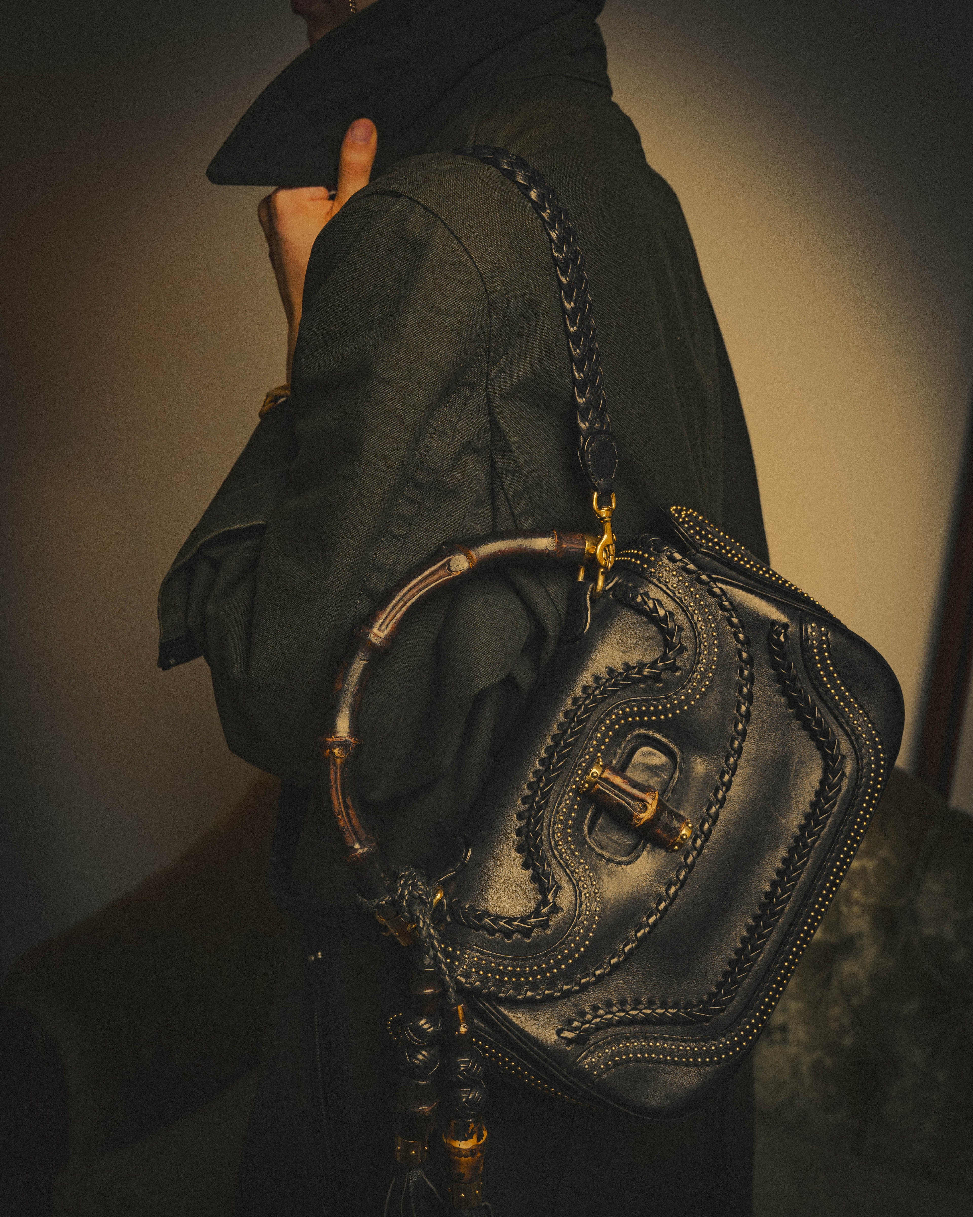 –SPECIAL– "GUCCI" 10's Embellished bamboo leather handbag