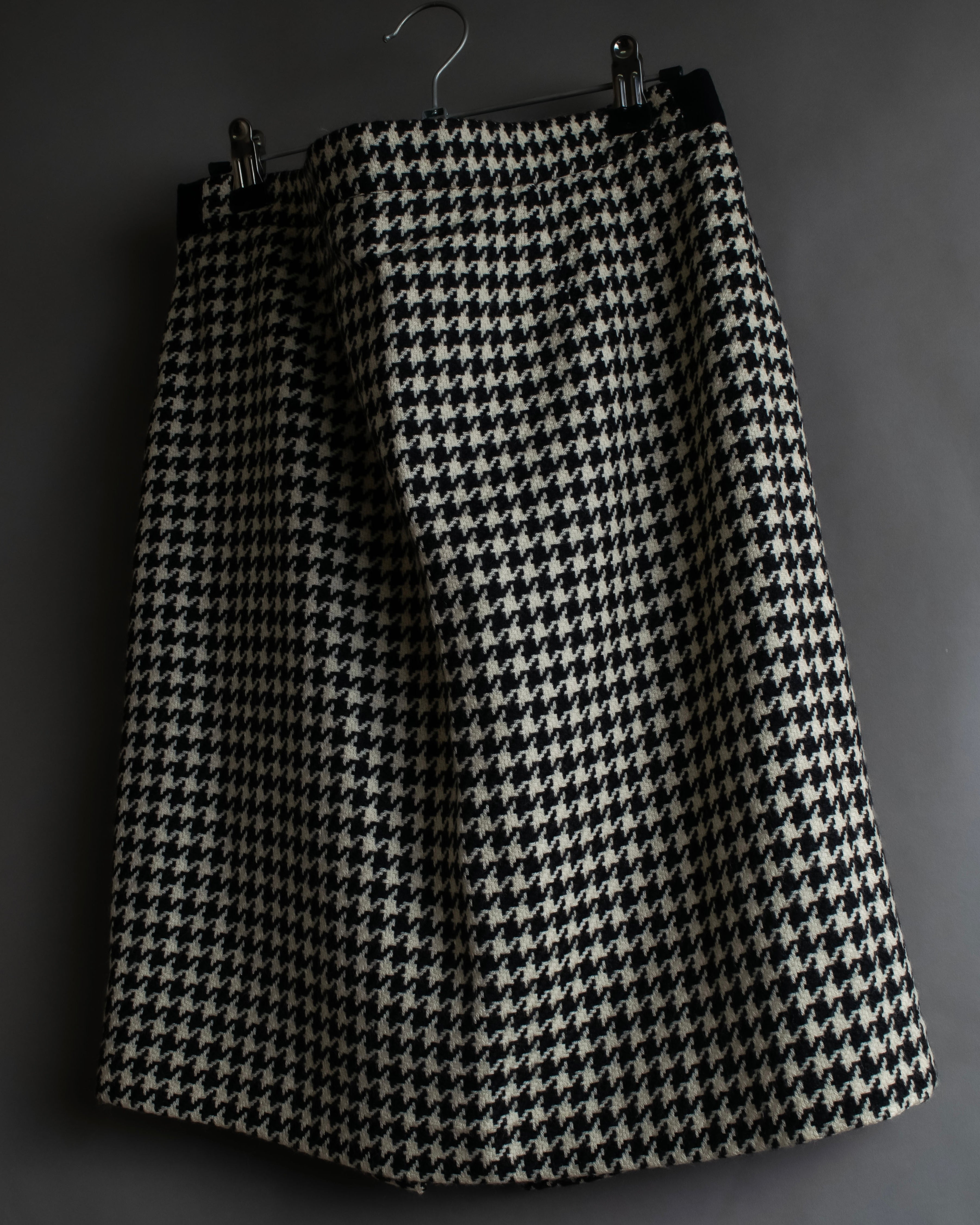 "Valentino Garavani" Houndstooth pattern lace velvet design set up