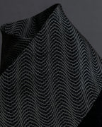 "GIORGIO ARMANI" Finely swaying wave pattern necktie