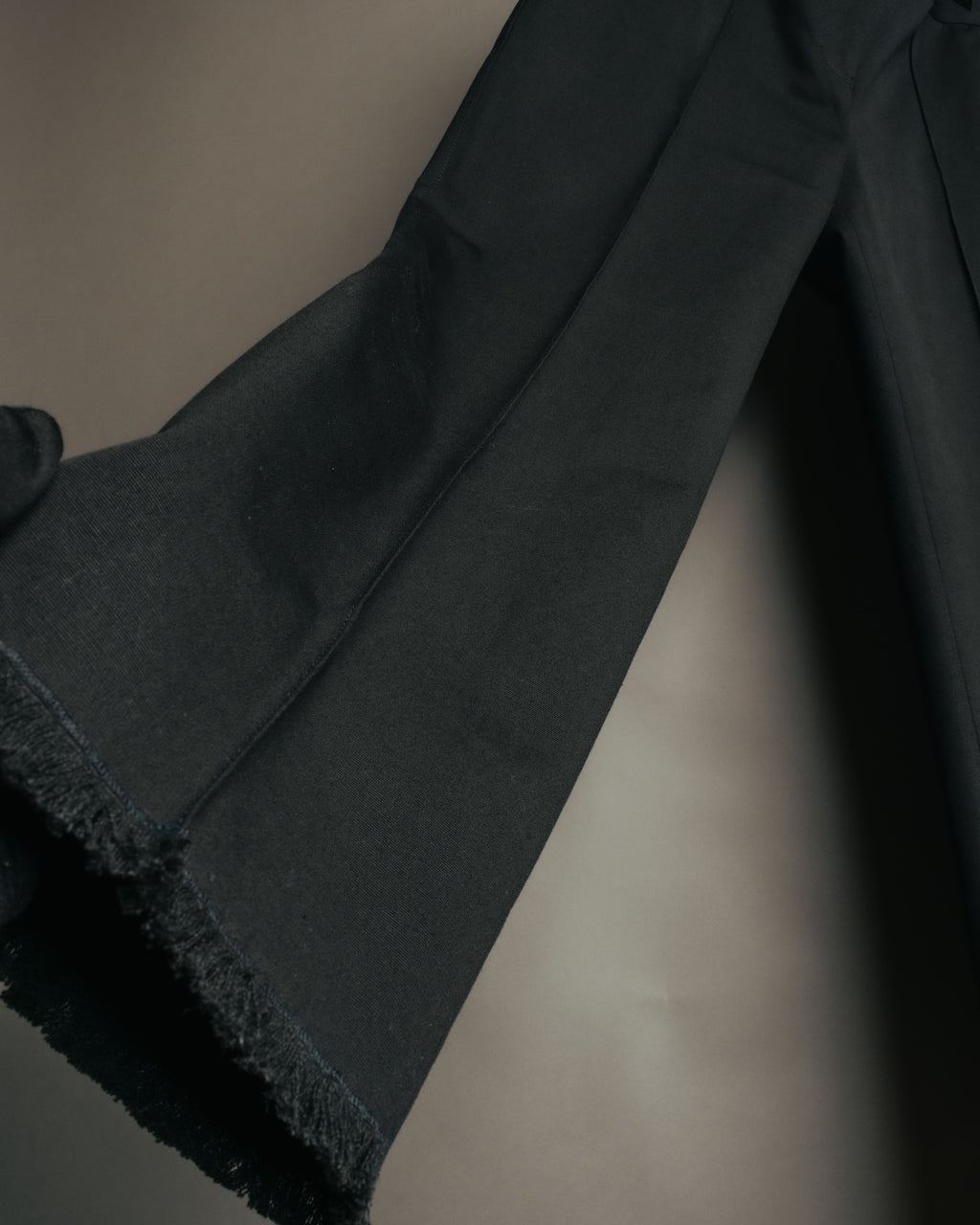 “CHANEL” 2004 Spring grosgrain straight trousers