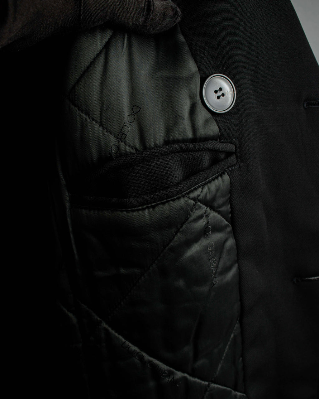 "Dolce & Gabbana" Navy originated Italian tailored pea coat