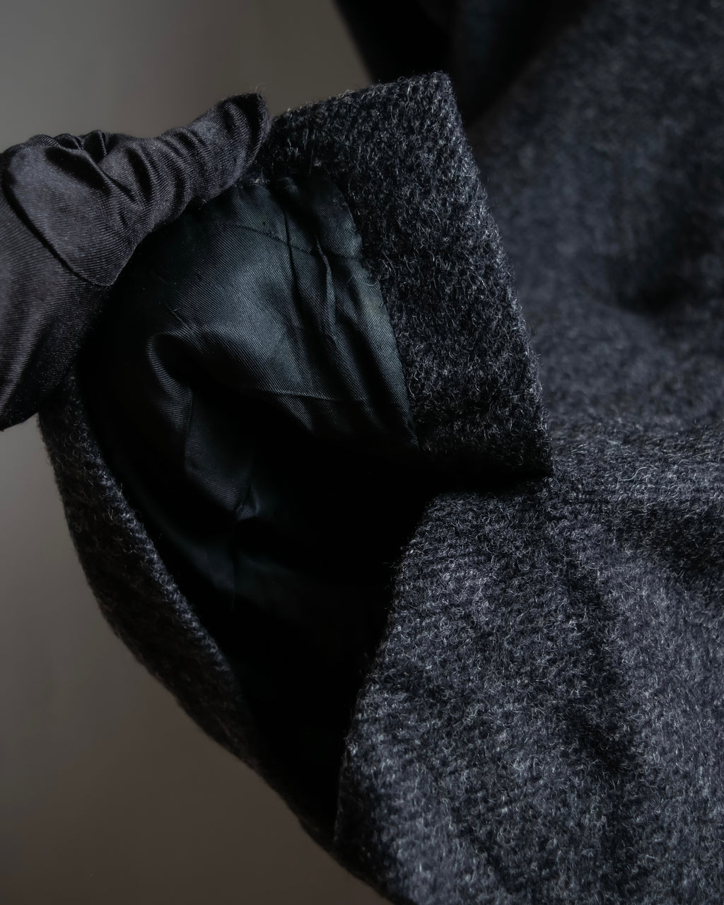 "Vintage fur collar chester coat"