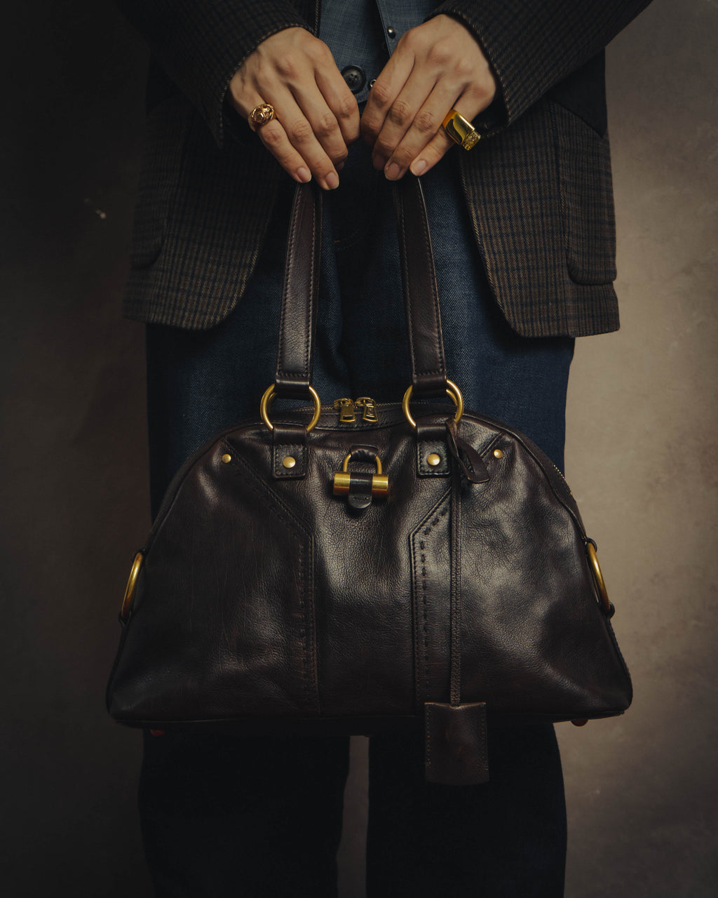 -SPECIAL- “Yves Saint Laurent” 00’s-10’s Muse leather handbag