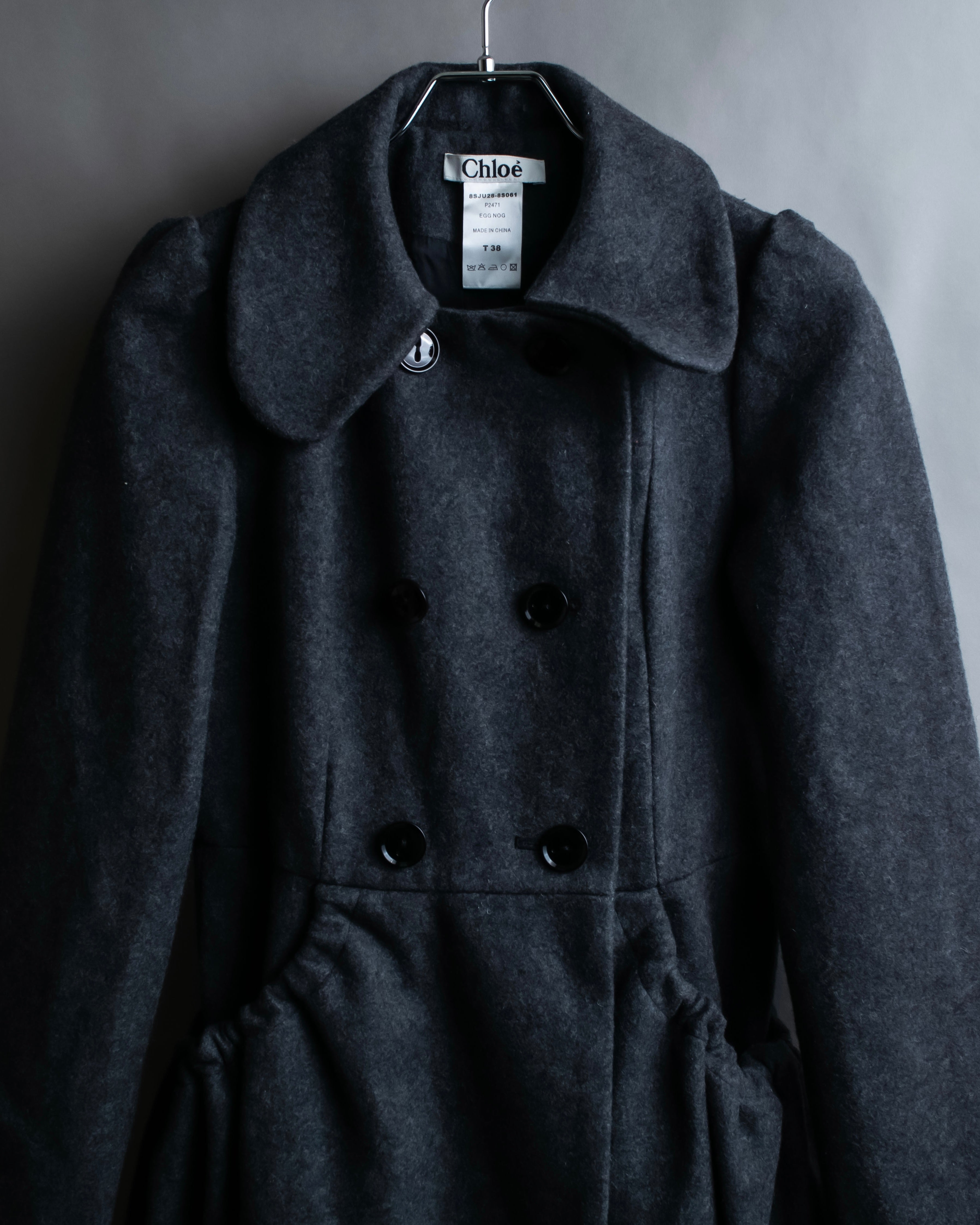 "Chloe" Gathered waist round collar coat