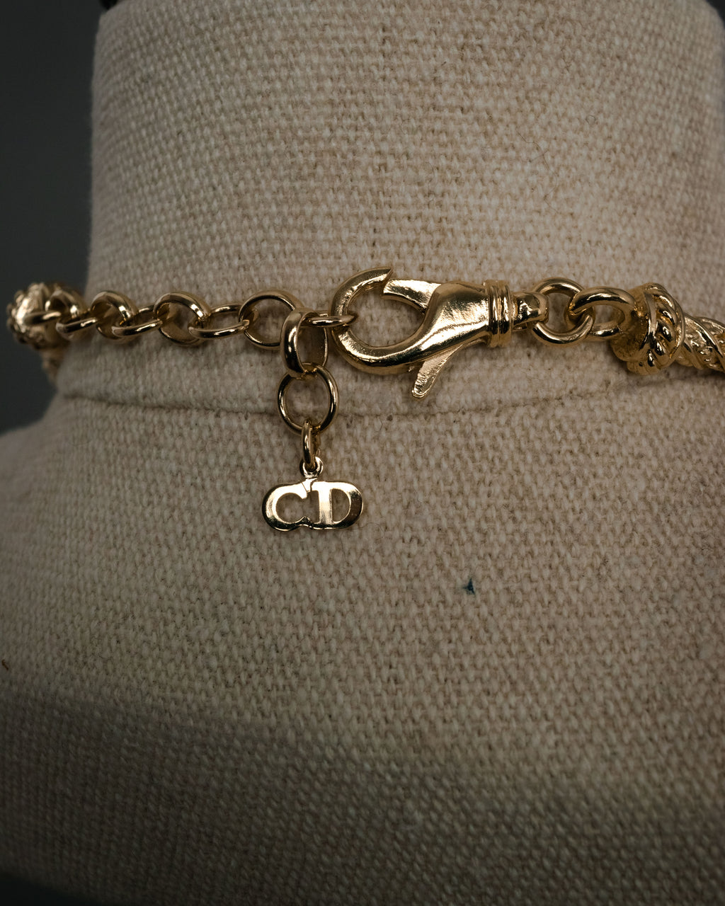 “Christian Dior” 90’s Crystal knot rope necklace