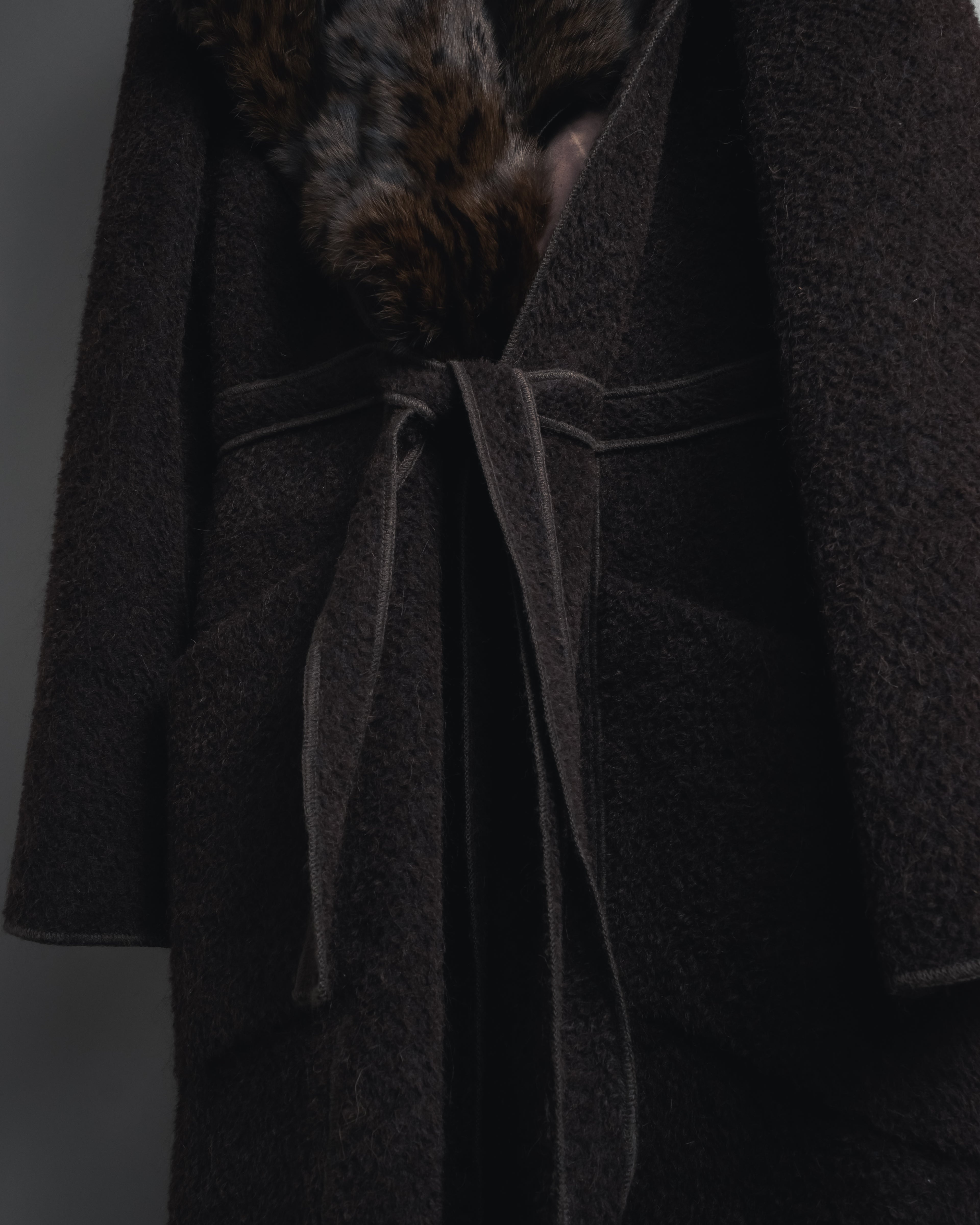 "FENDI" 90’s-00’s Sculptural belted leopard cat fur collar alpaca coat