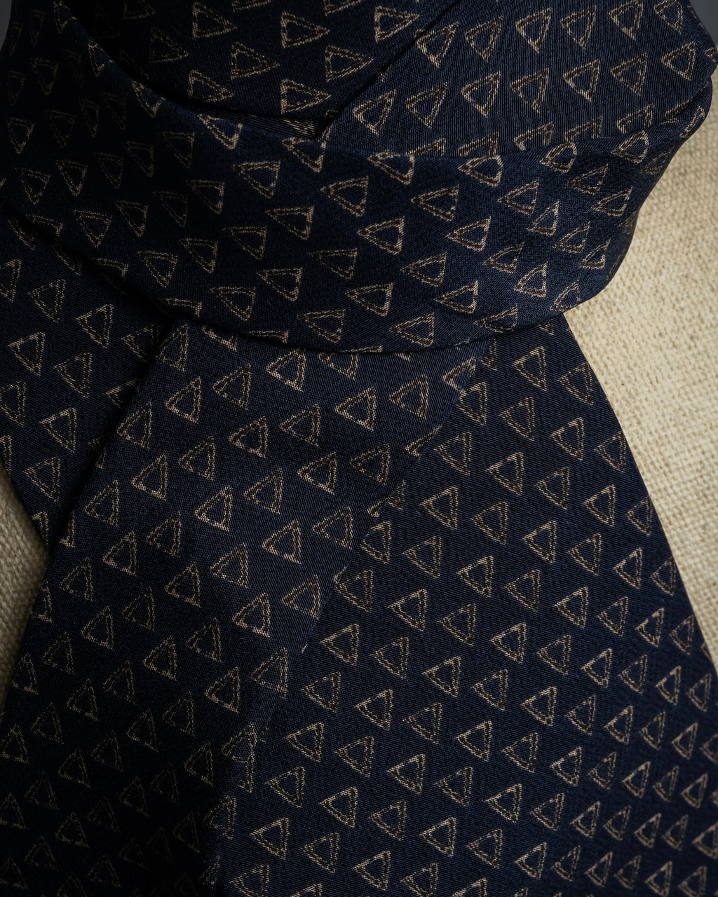 "ARMANI COLLEZIONI" Repeated triangle motif silk neck tie