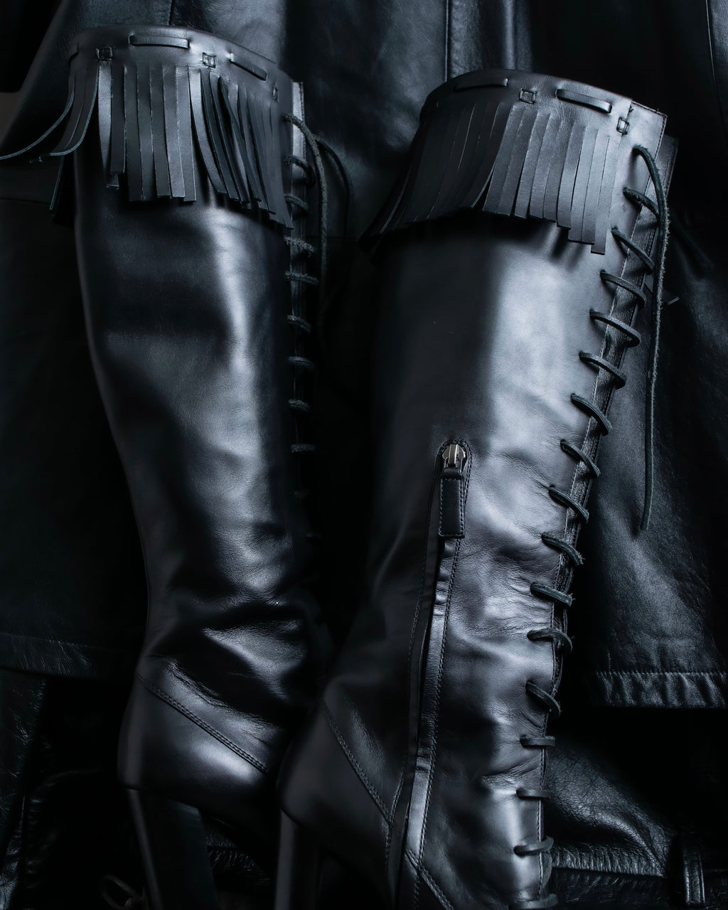 "TOM FORD" Fringe detail western long boots