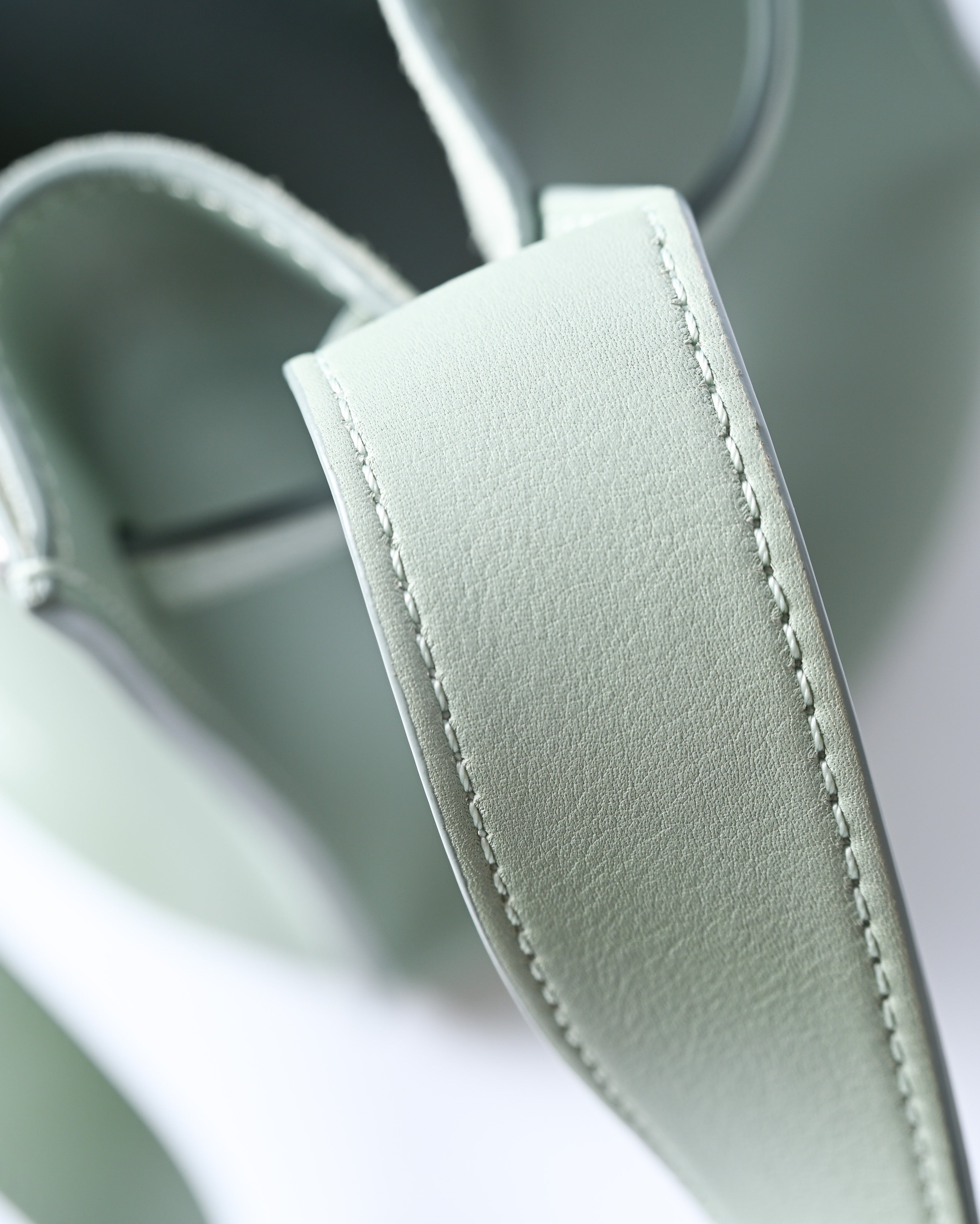 CÉLINE by Phoebe Philo/ “Big Bag Bucket” One Shoulder Bag Pale Green