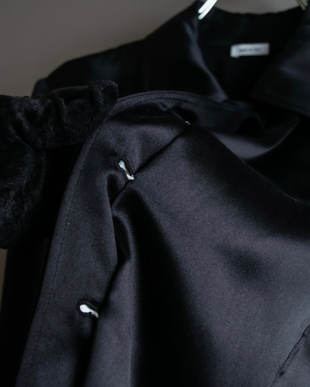 "THOM BROWNE" Shiny long hidden button shirt