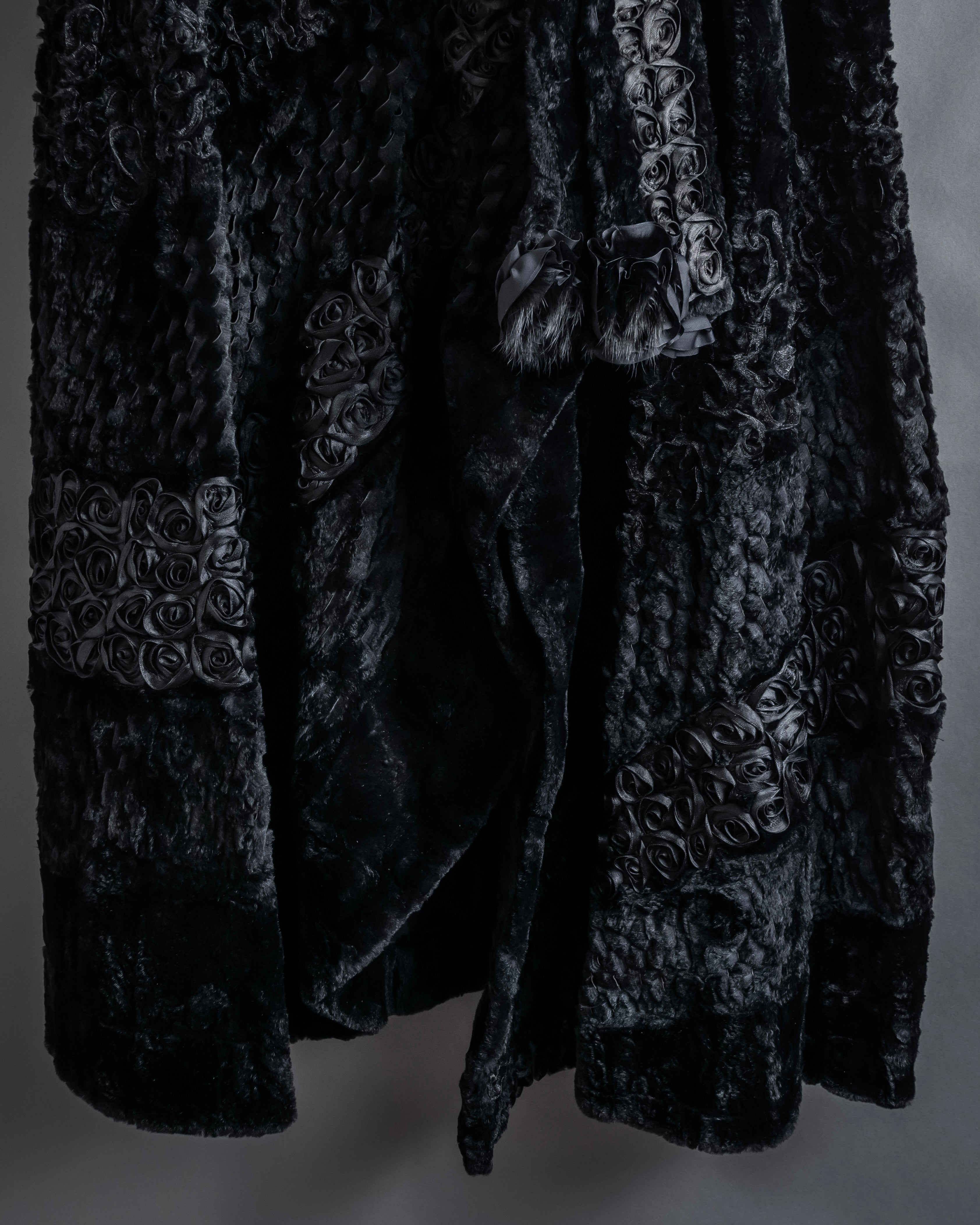 -SPECIAL- "FENDI" 90s Karl Lagerfeld-era lattice fur cape