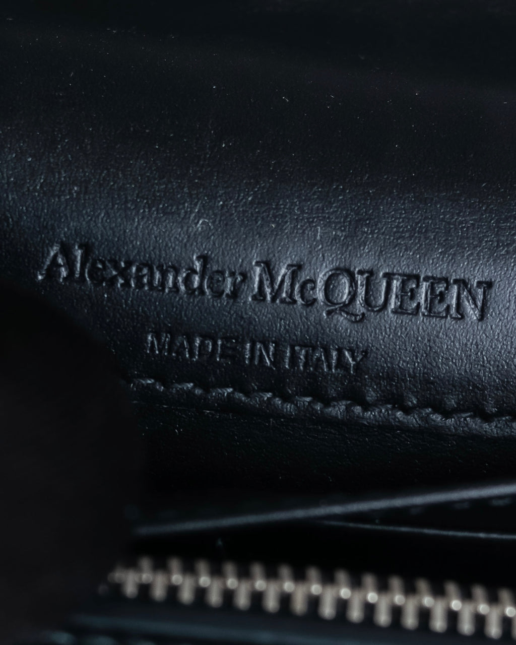 "Alexandar McQueen" Two-tone crystal clasp leather shoulder wallet