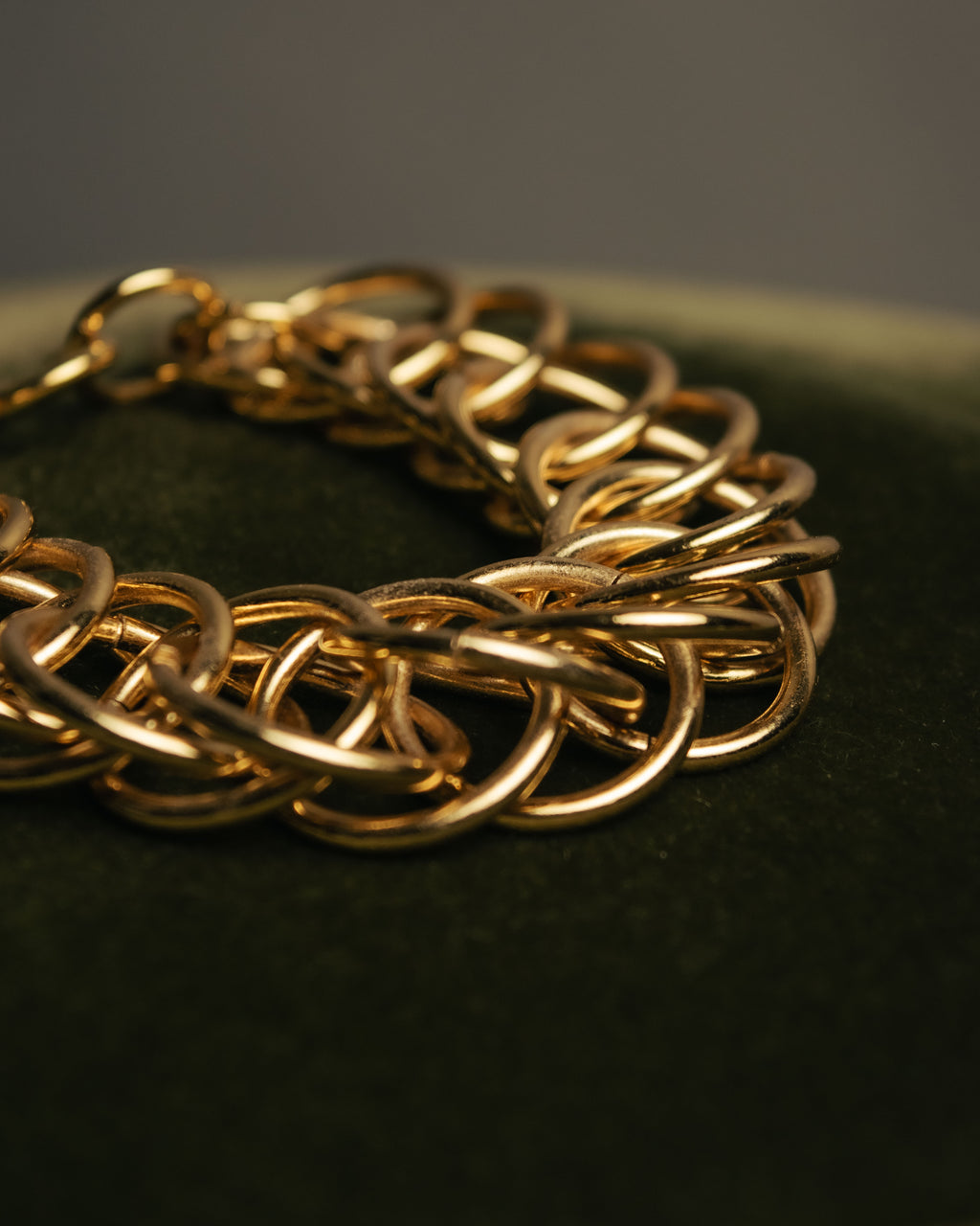 “LOEWE” 90’s-00’s gold ring chain bracelet