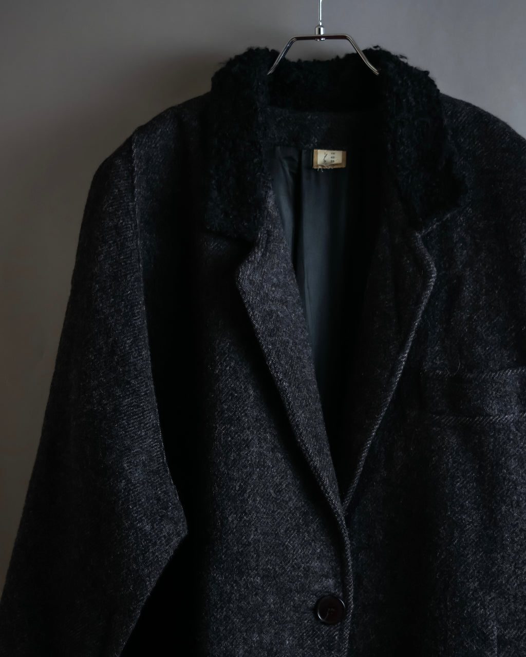 "Vintage fur collar chester coat"