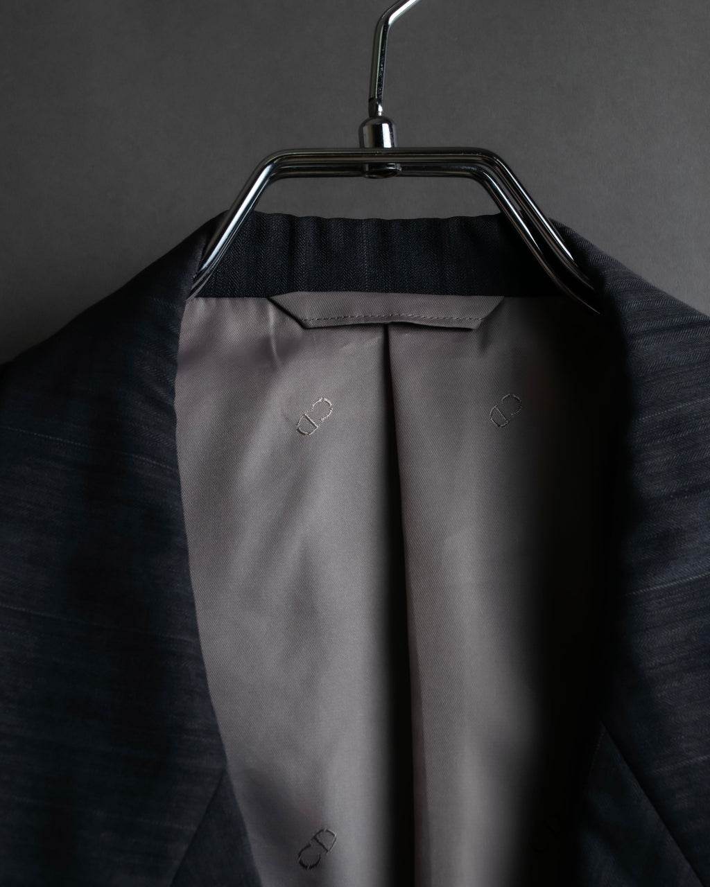 "CHRISTIAN DIOR MONSIEUR" Shadow stripe pattern classical formal detail set up