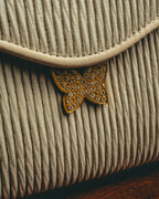 "HANAE MORI" 80's-90's Pleated butterfly clasp handbag