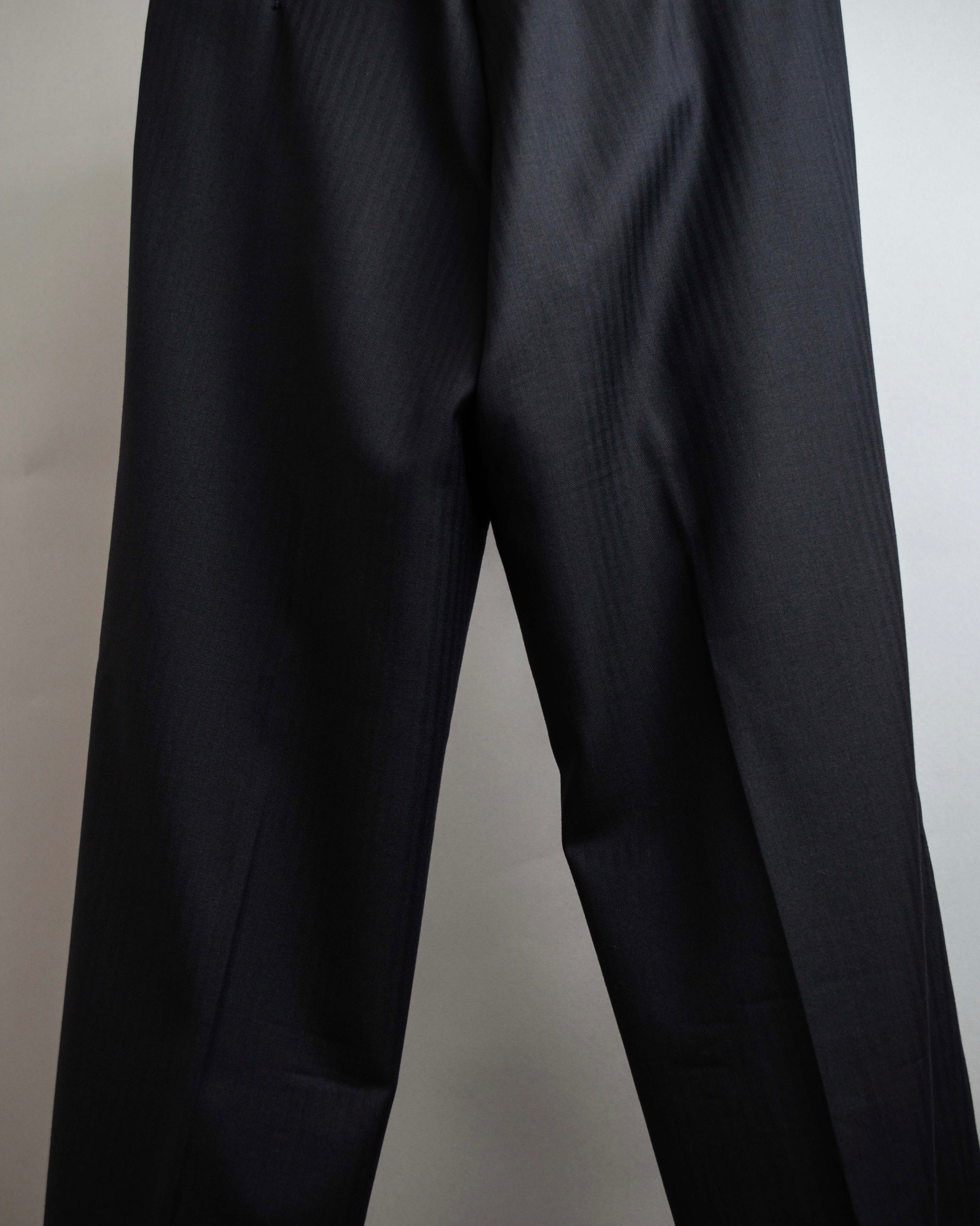 "YVES SAINT LAURENT" Classical tailoring shadow stripe pattern set up