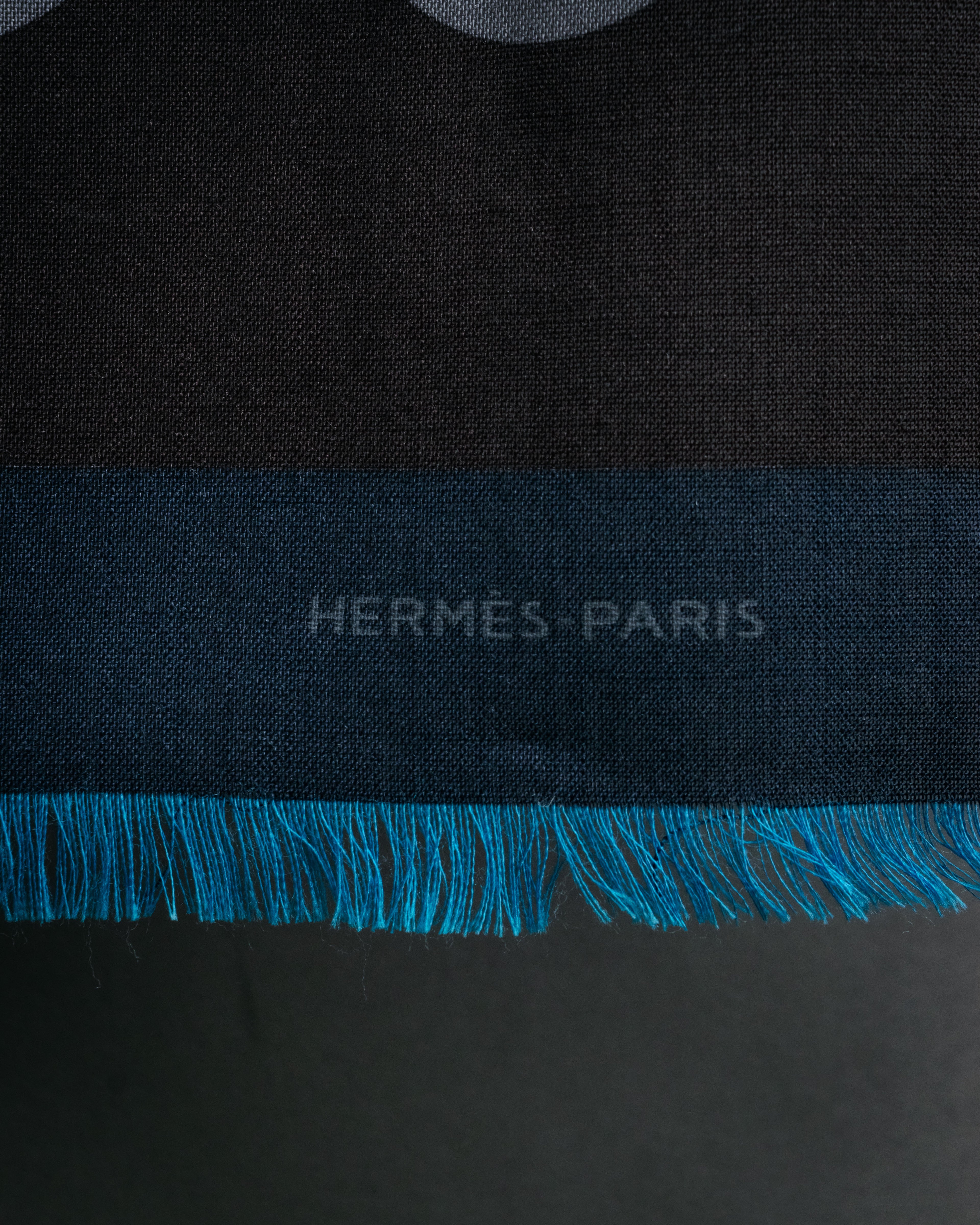 “HERMÈS” 10's-20's Polka dot wool silk fringed stole