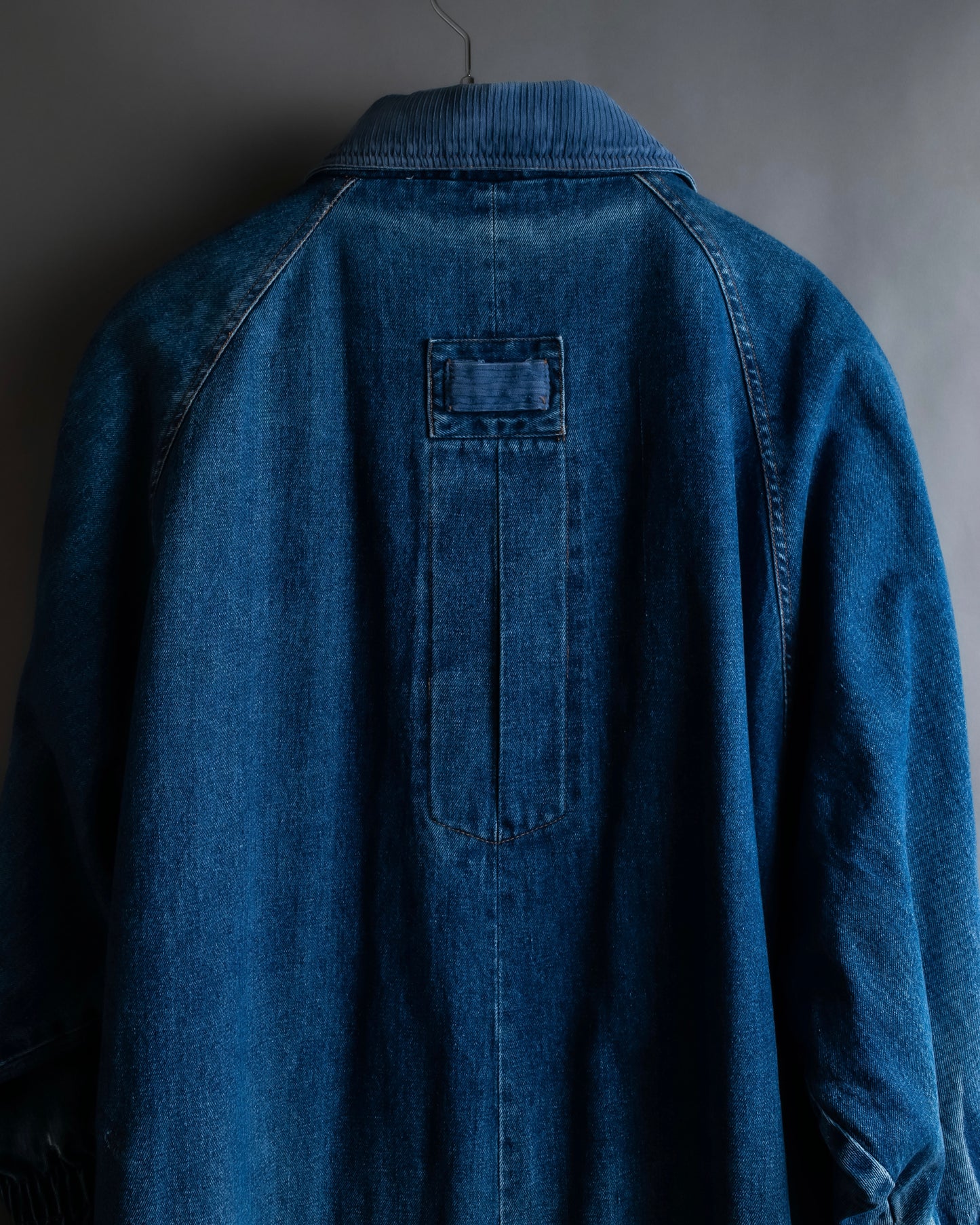 "Vintage gathered sleeve design denim long coat"