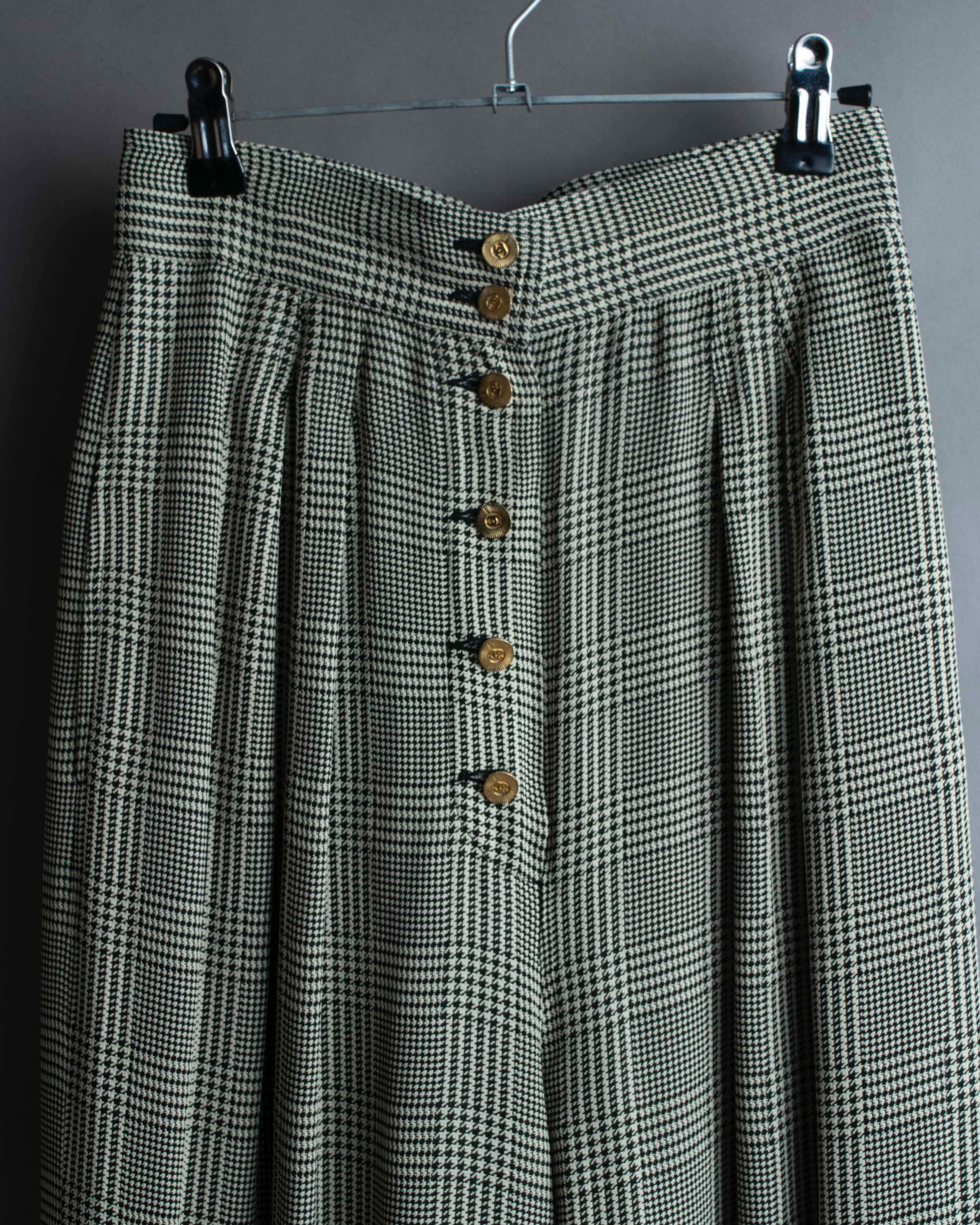"CHANEL" Coco mark button fly detail houndstooth pattern wide slacks