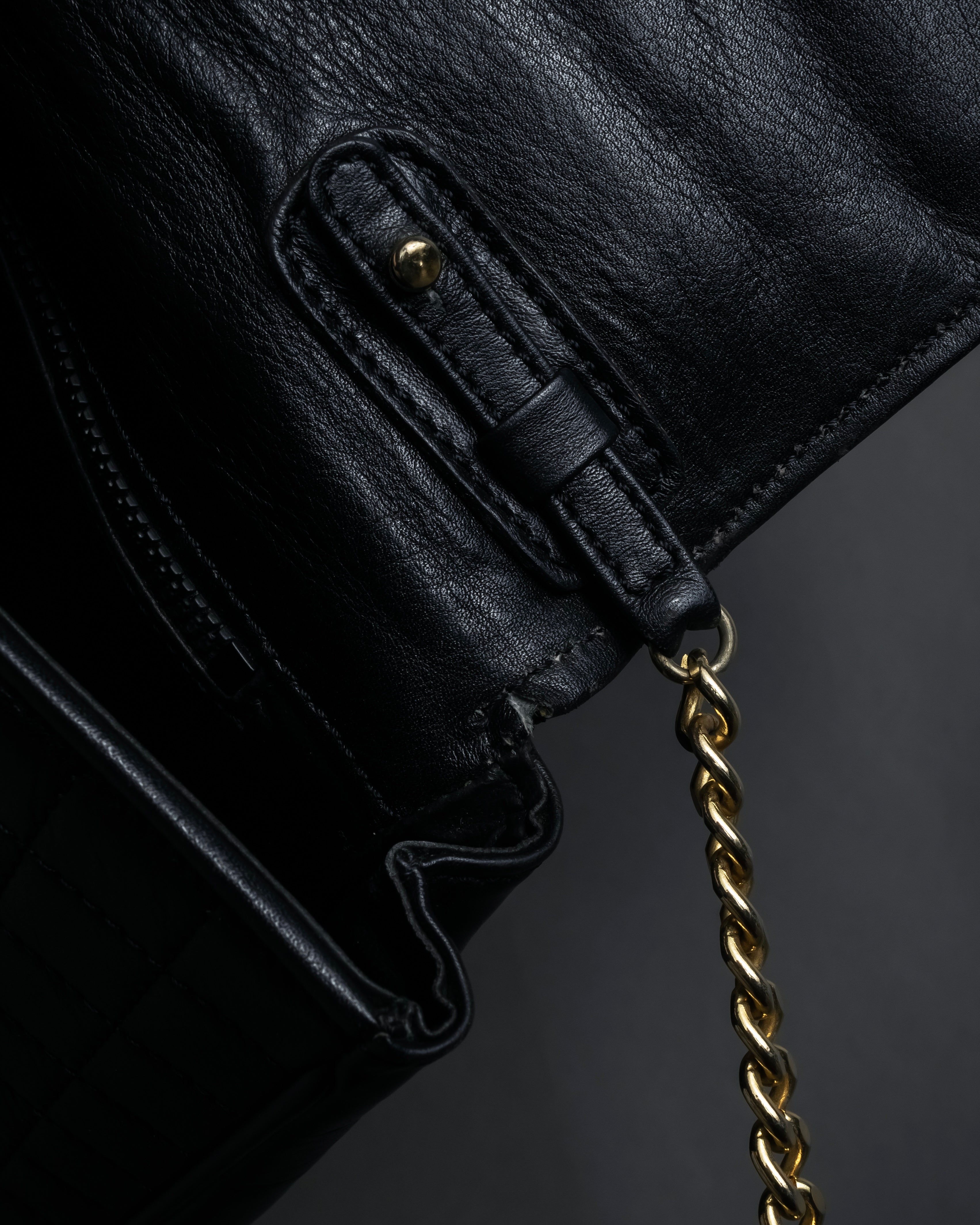 "CELINE" 80's-90's Crest metal fittings design quilted leather bag