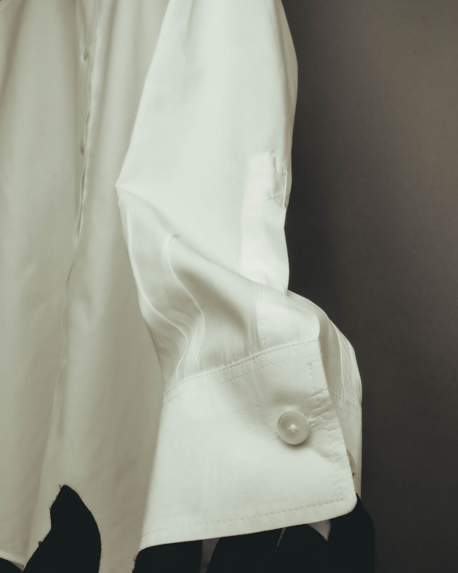 "Acne" 90's-10's open-back long-sleeve shirt