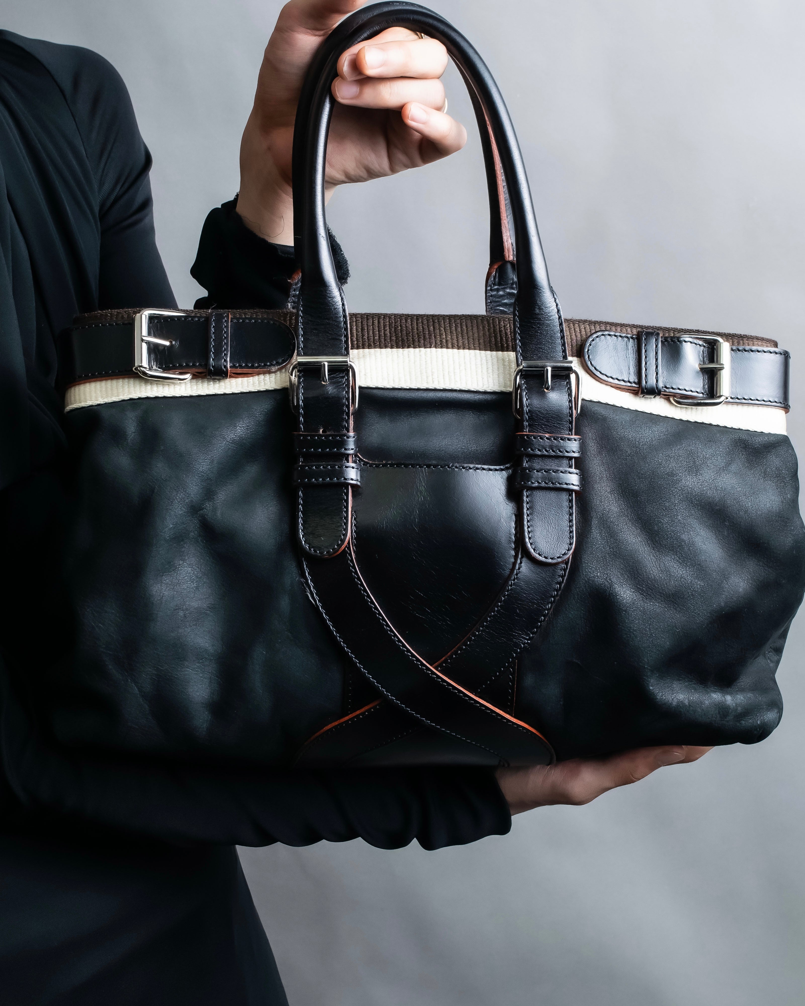 "LOEWE"　Belt design logo engraved tote bag