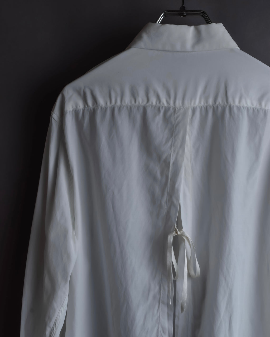 "Acne" Ribbon slit back design shirt