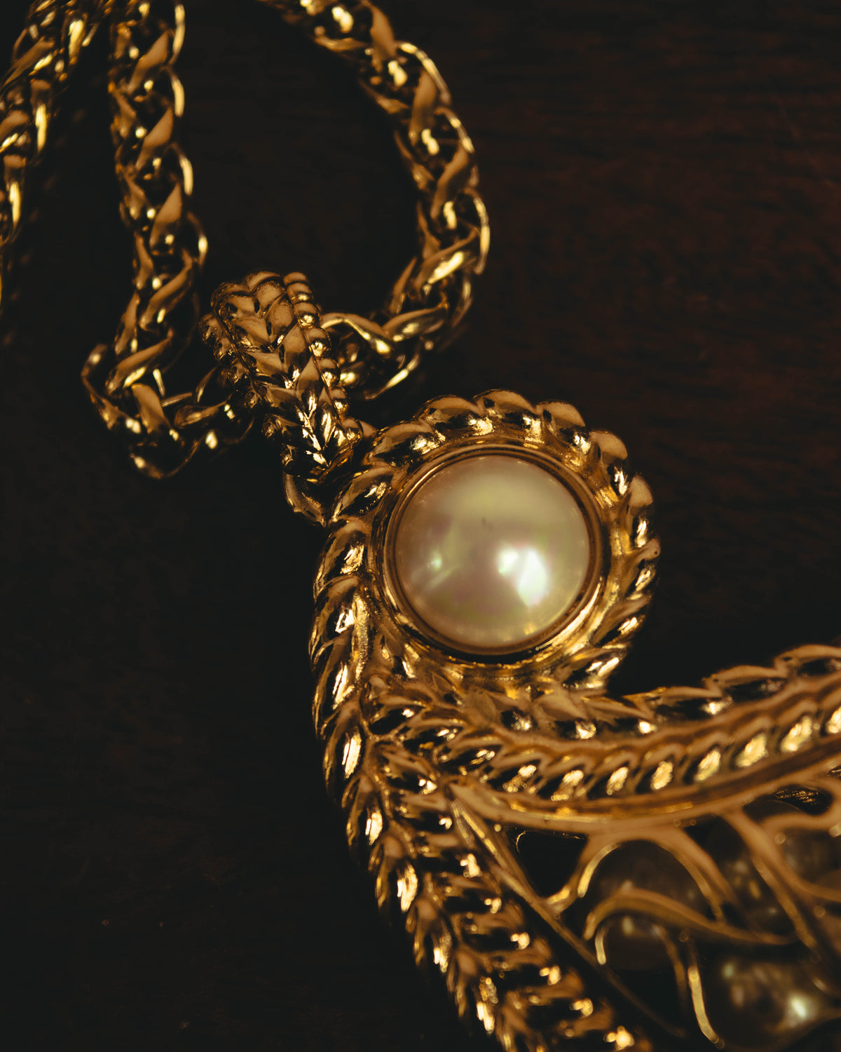 "Christian Dior" 80's-90's Ornate pendant necklace