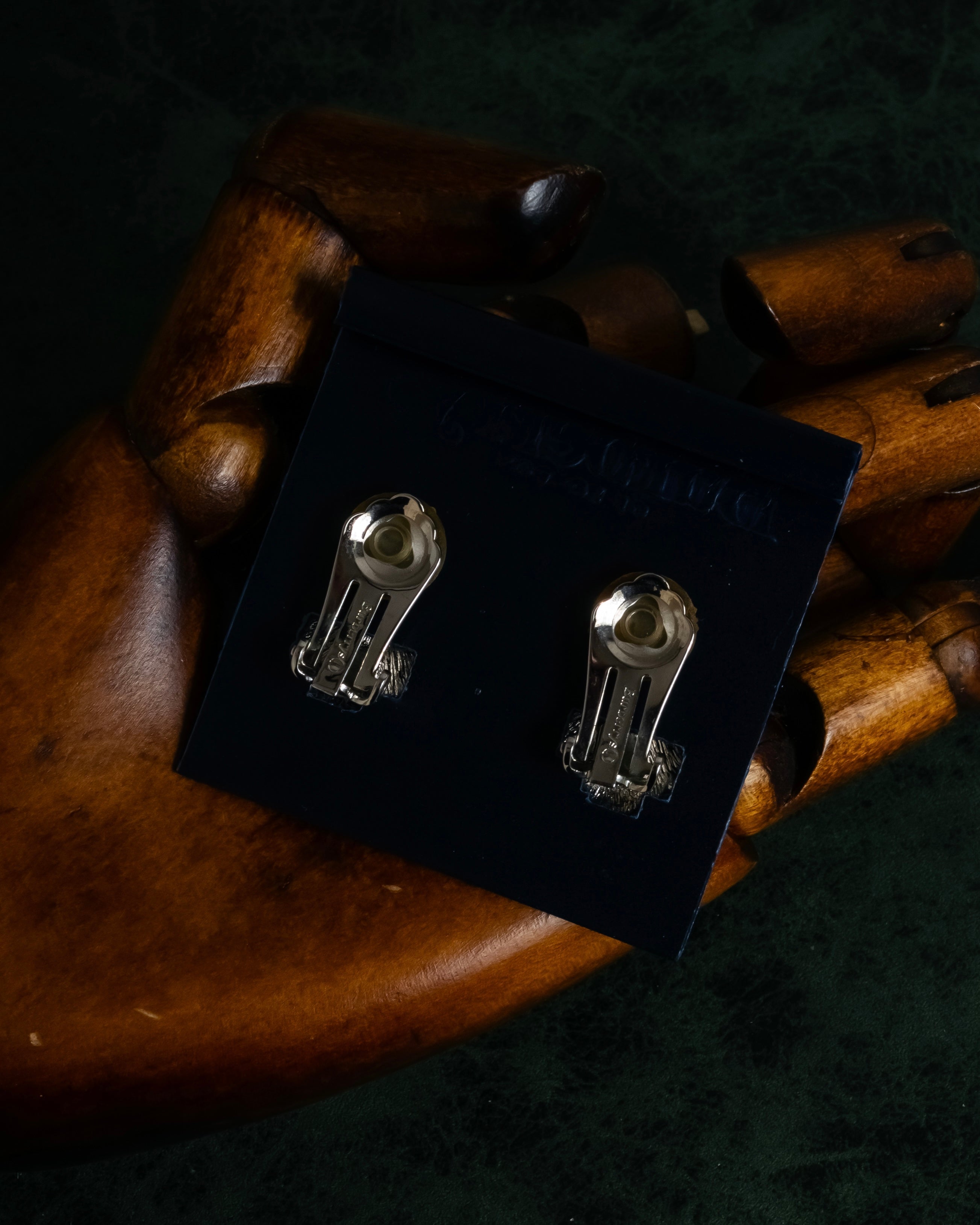 "Burberrys" 80’s–90’s pearl cabochon clip earrings