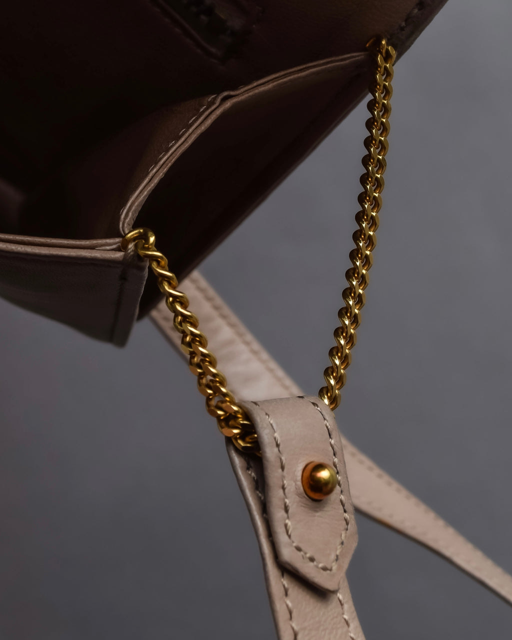 "HERMES" 70's Diamond stitched envelope leather bag