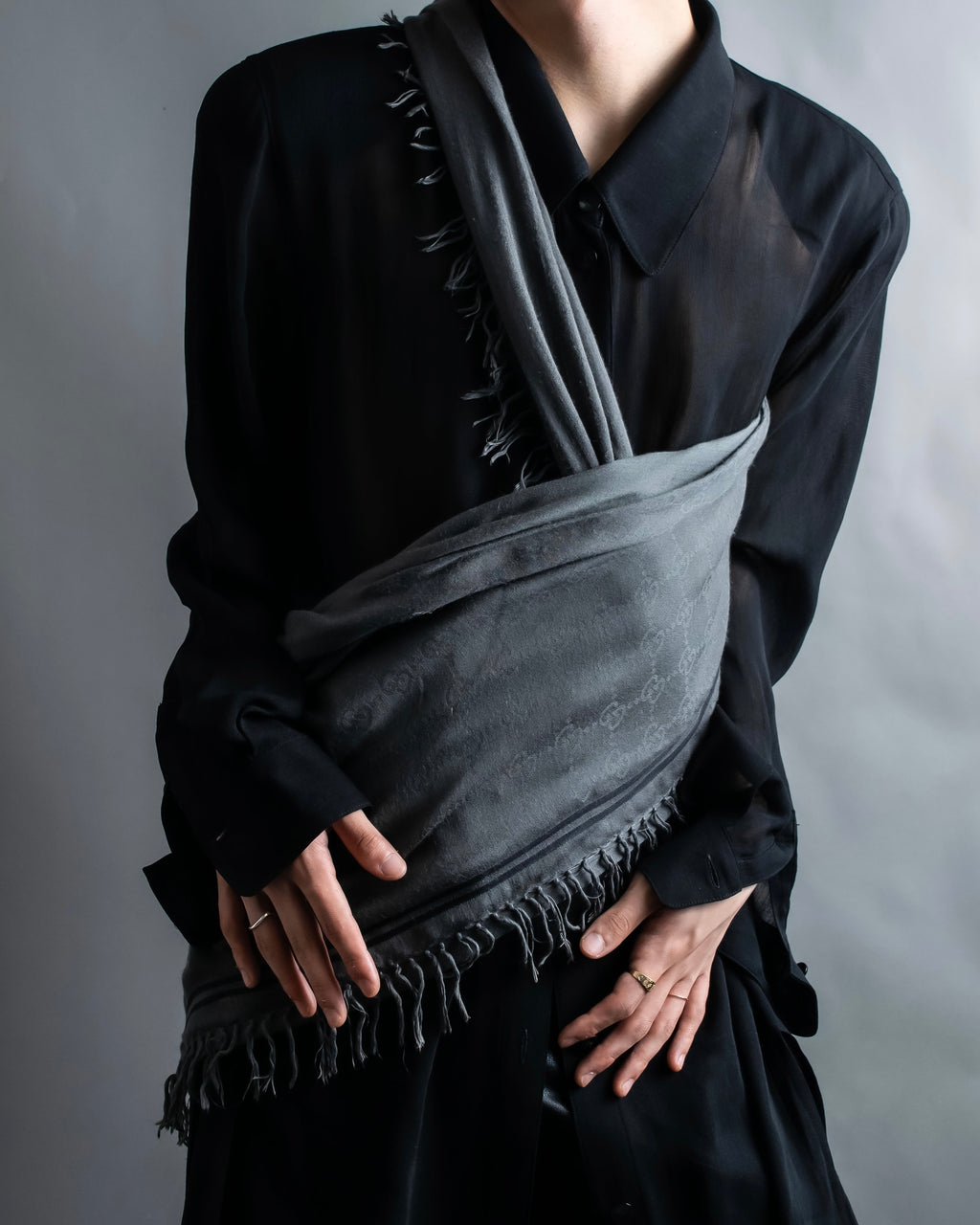 "GUCCI" GG pattern fringe detail scarf