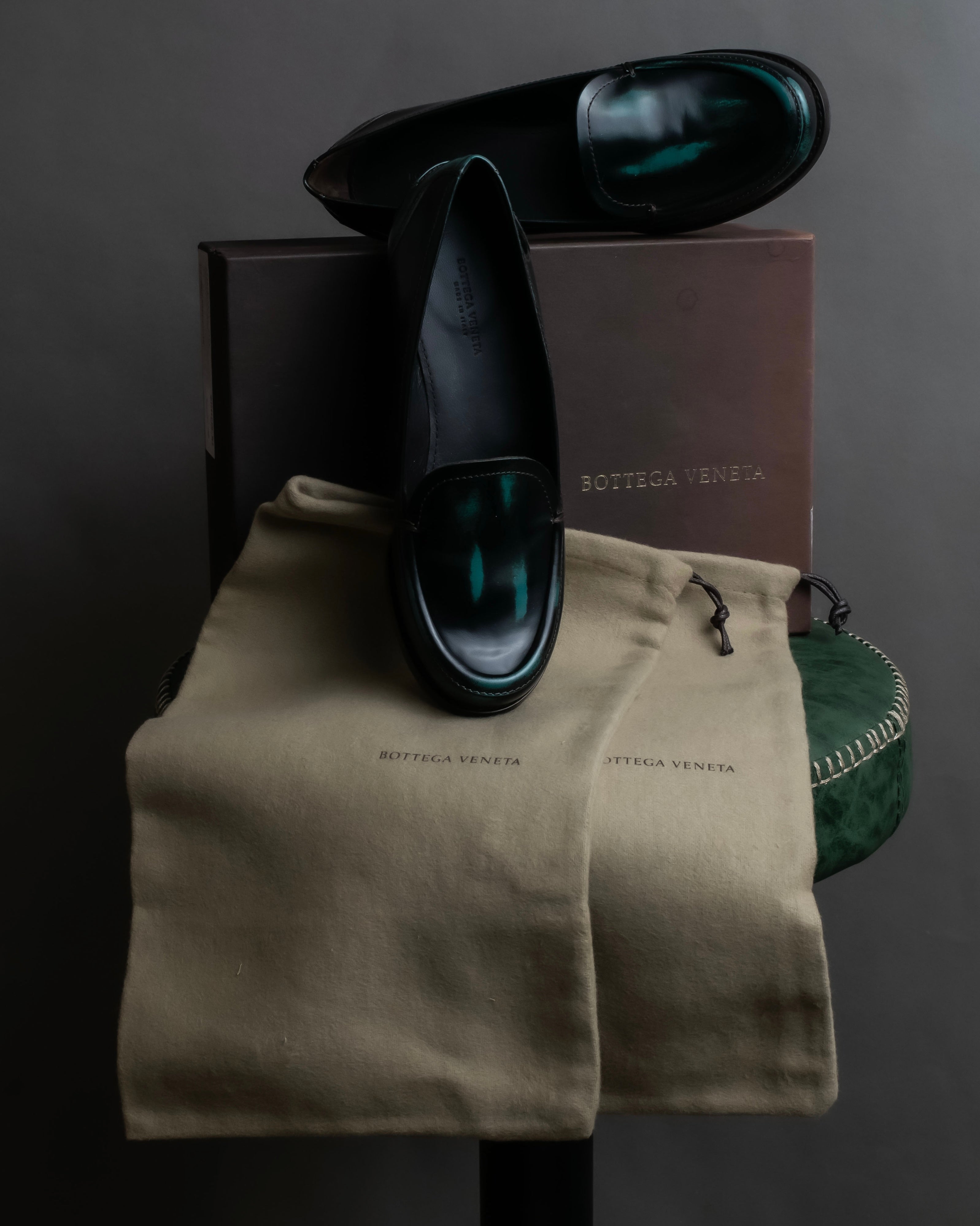 "BOTTEGA VENETA" Gradient emerald color leather loafers