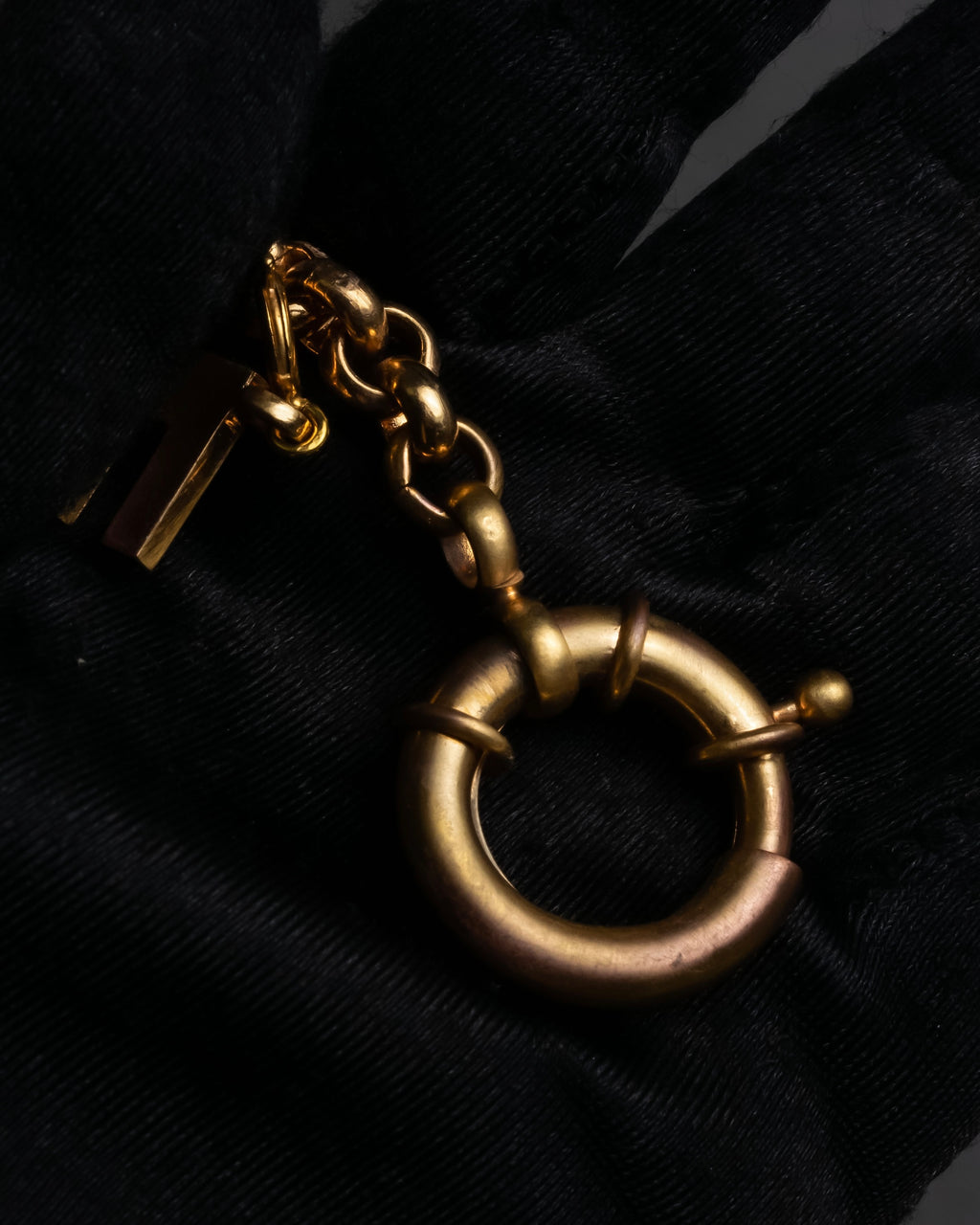 "YVES SAINT LAURENT" LOVE typography &amp; Cassandra motif design bracelet