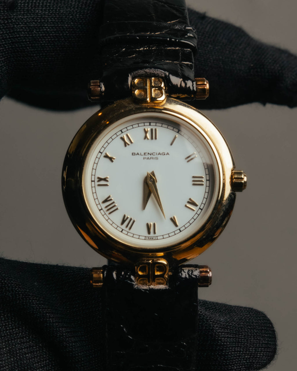 -SPECIAL- "BALENCIAGA" 80's-90's Classic round wristwatch