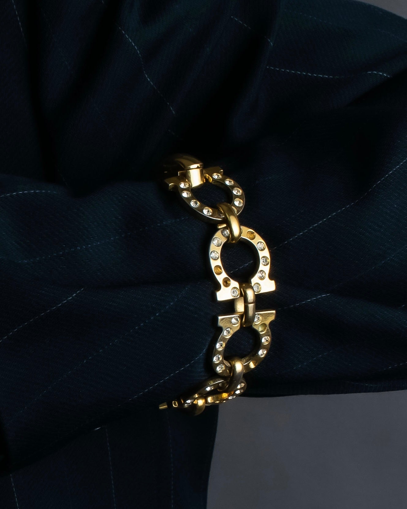 “Salvatore Ferragamo”  Big Gancini gold chain bracelet