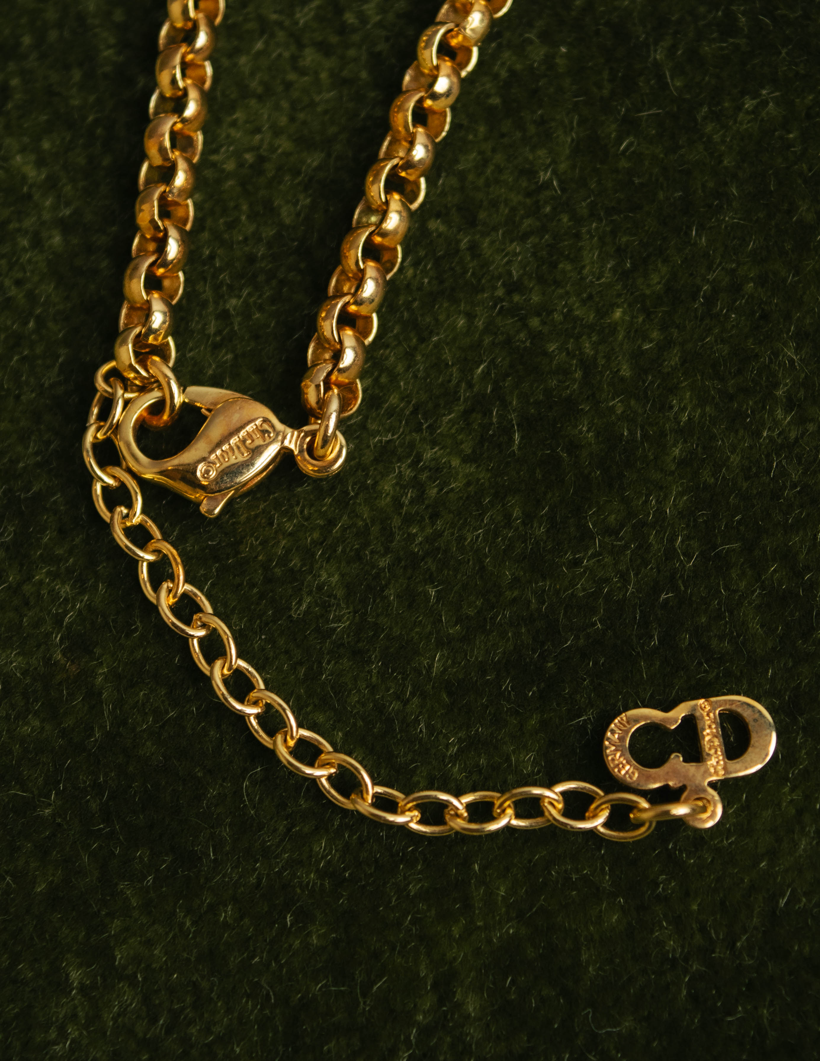 "Christian Dior" 80's-90's Romantic heart charm necklace