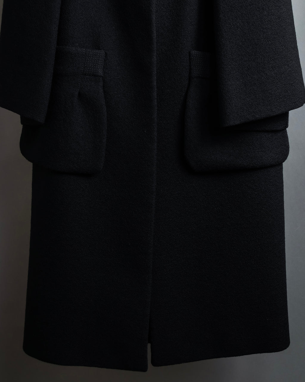 "GUCCI" Tom Ford period round neck flying squirrel long coat