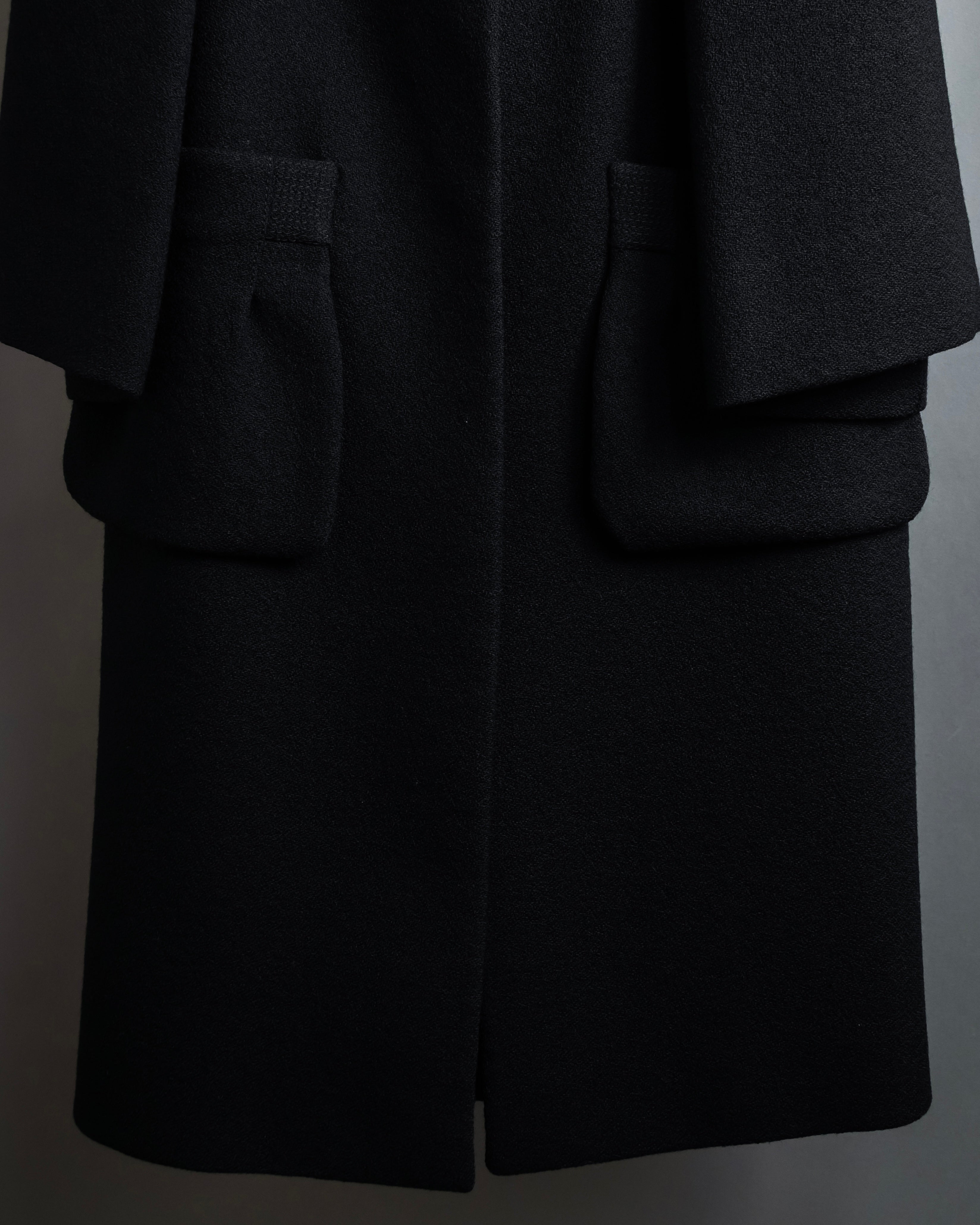 "GUCCI" Tom Ford period round neck flying squirrel long coat