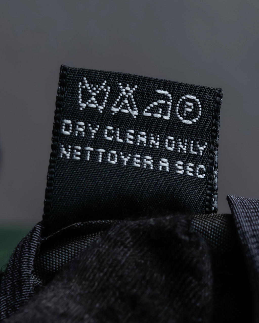 "GIORGIO ARMANI" Dot pattern silk  necktie