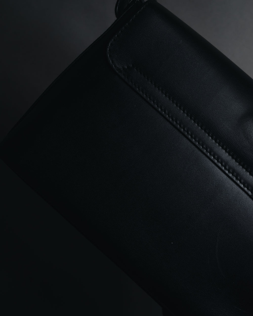 "Salvatore Ferragamo" 90’s-00’s Minimal brushed buckle shoulder bag