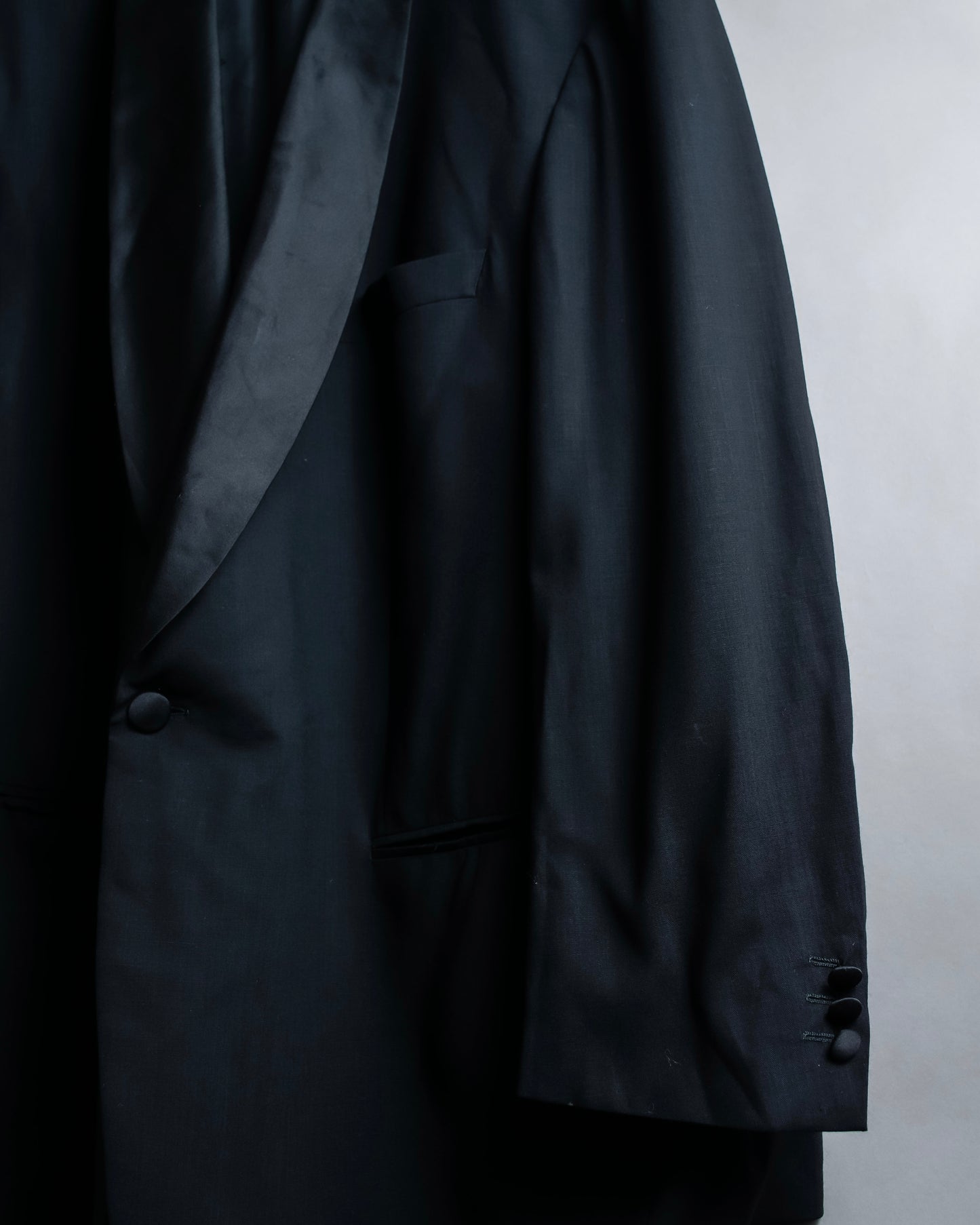 "EDUARD DRESSLER" Shawl collar glossy tuxedo jacket