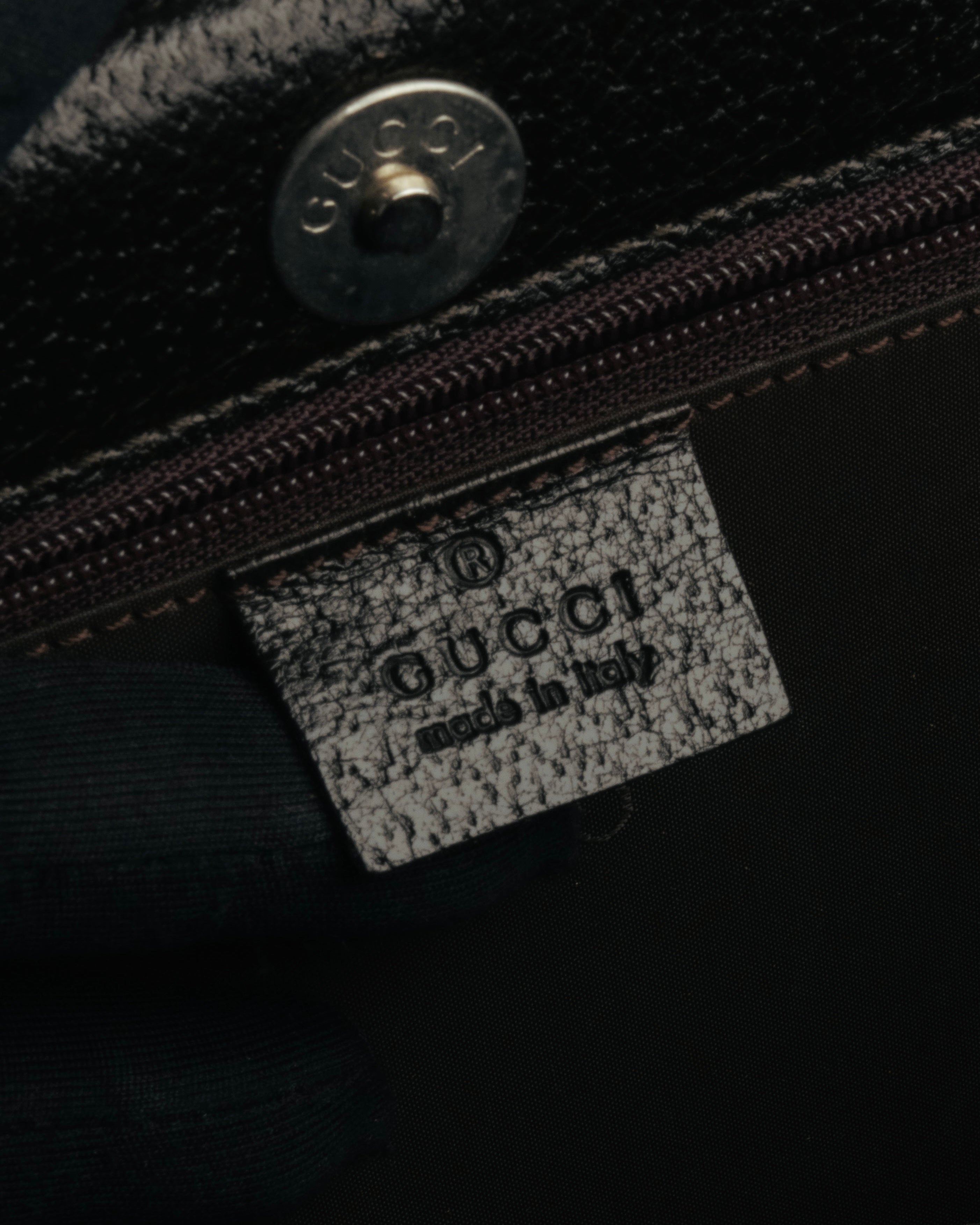 “GUCCI” 90’s structured box leather handbag
