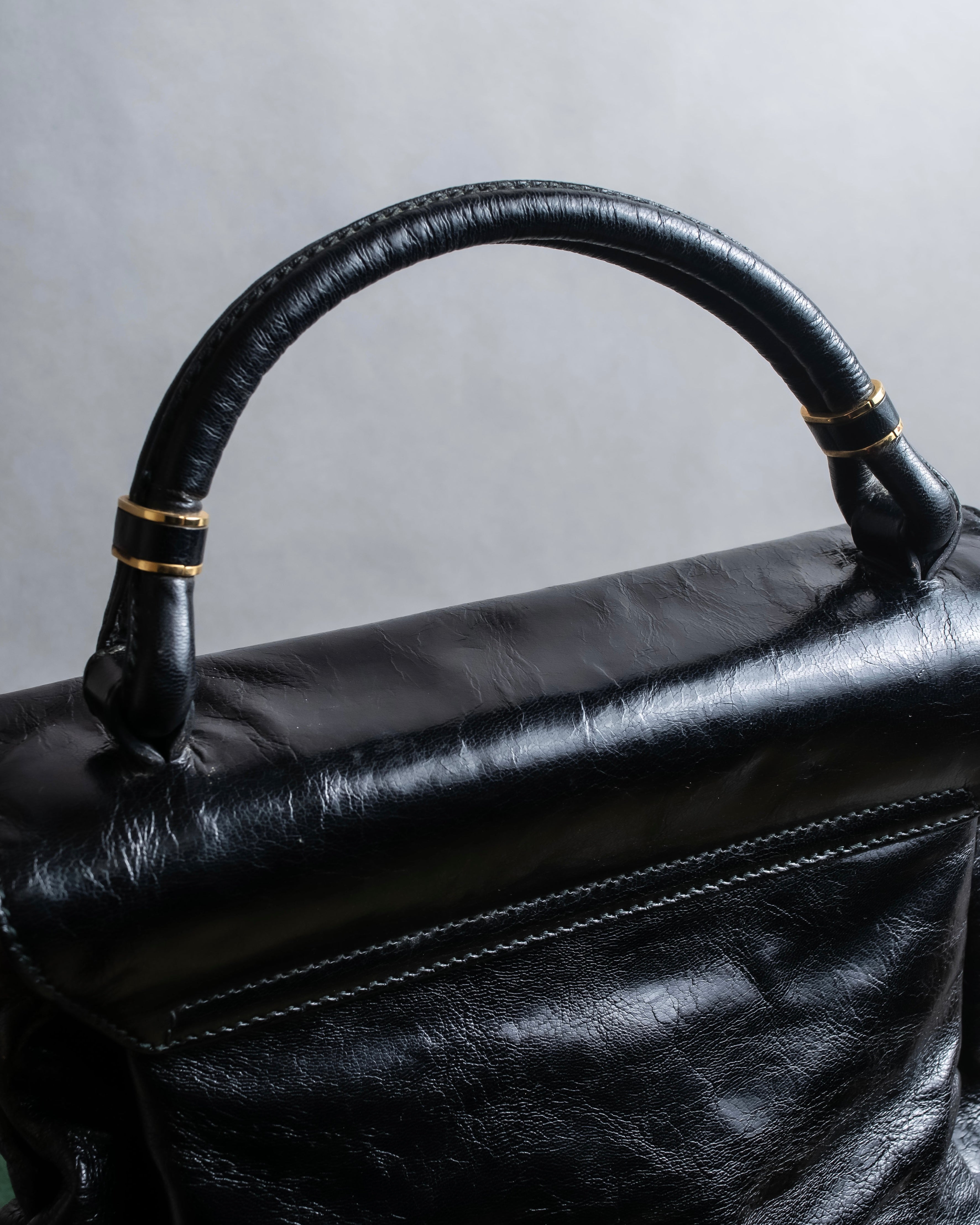 "DOLCE &amp; GABBANA" Gold chain two-way leather bag